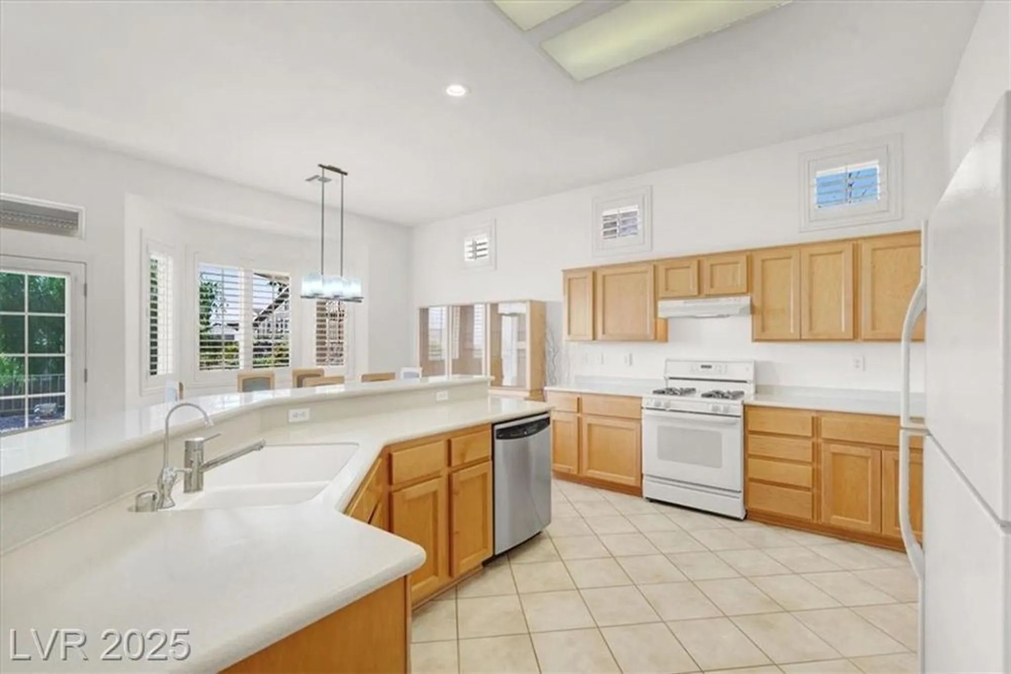 Property Slideshow image 17 of 41 | 10713 brinkwood ave, Las Vegas, NV, 89134