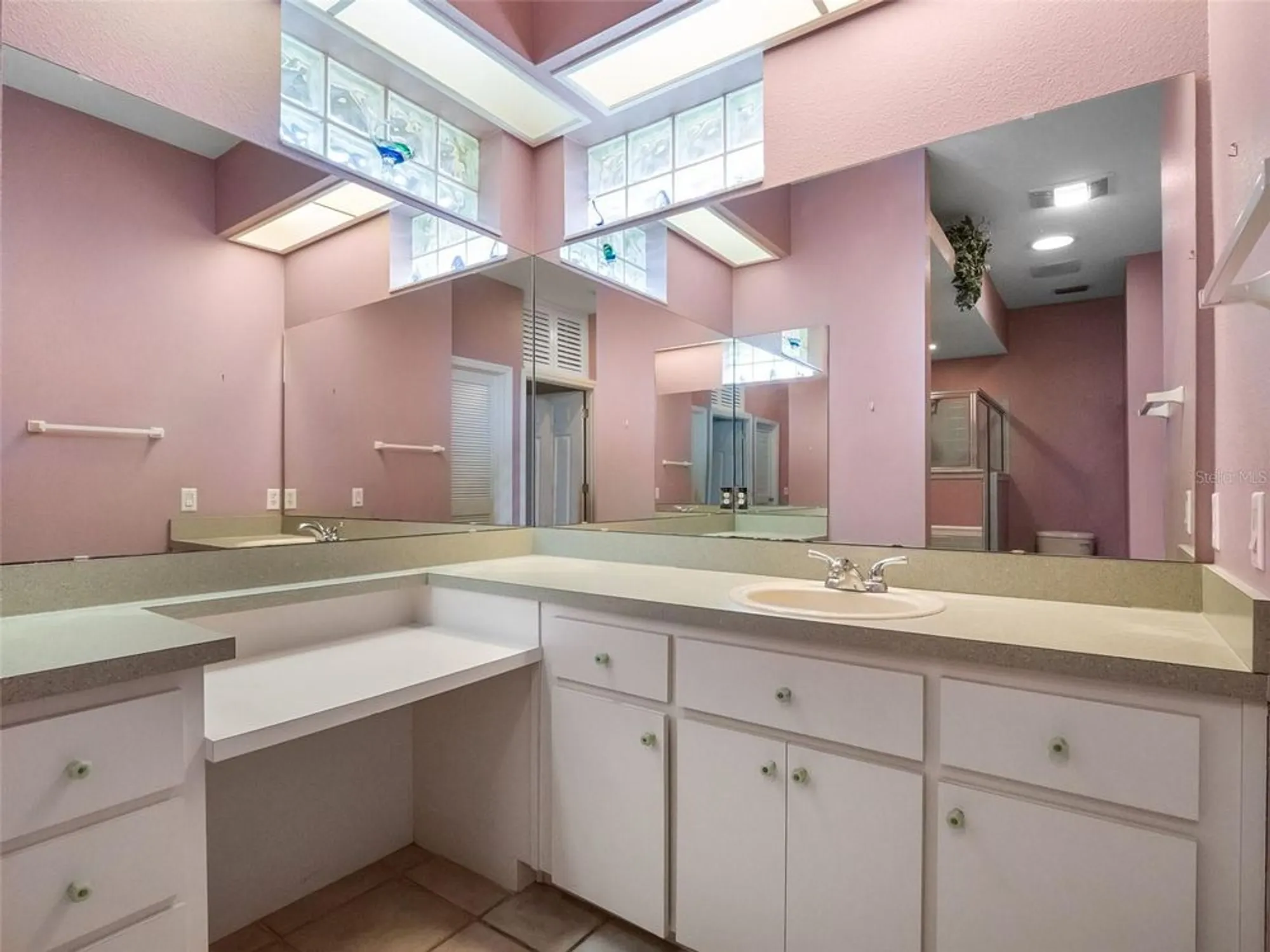 Property Slideshow image 18 of 69 | 21815 tartan st, Leesburg, FL, 34748