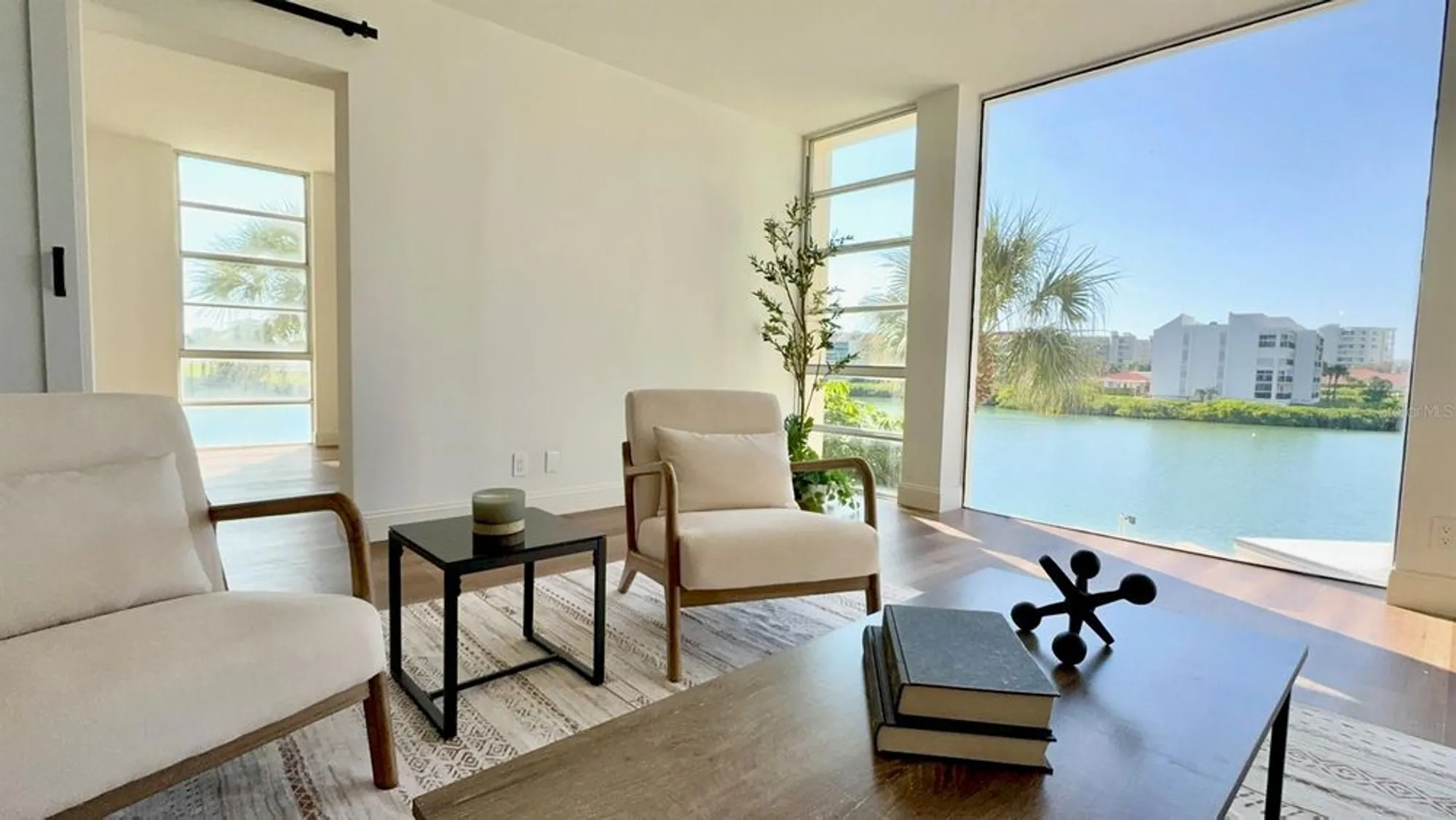 Property Slideshow image 33 of 62 | 7400 sun island dr 202, South Pasadena, FL, 33707