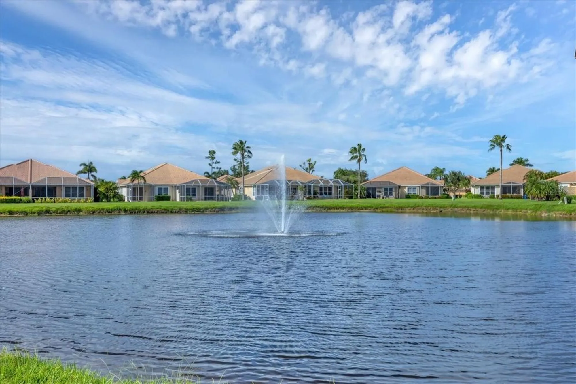 Property Slideshow image 34 of 76 | 4924 whispering oaks dr, North Port, FL, 34287