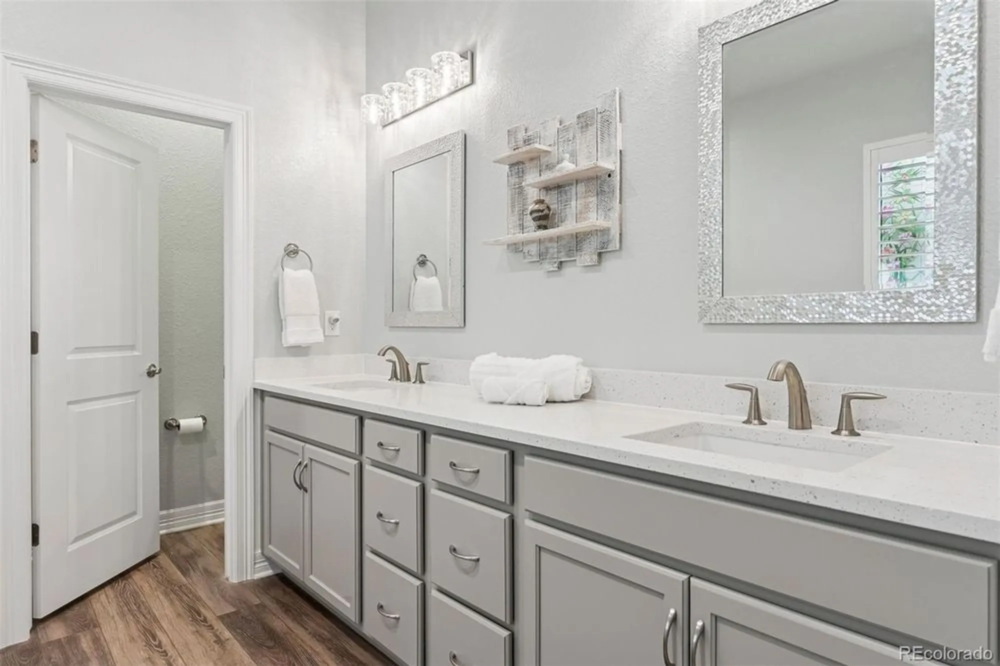 Property Slideshow image 16 of 50 | 532 woodroot cir, Castle Rock, CO, 80104