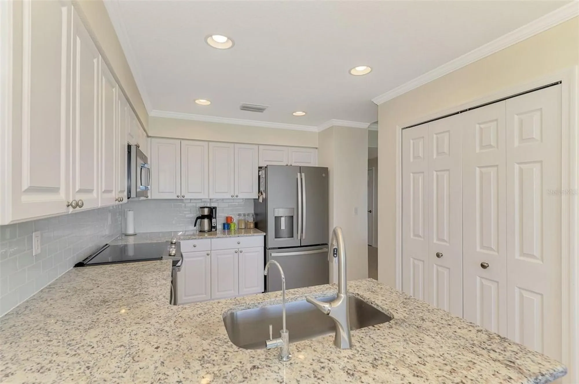 Property Slideshow image 22 of 81 | 4620 club dr unit 102, Port Charlotte, FL, 33953