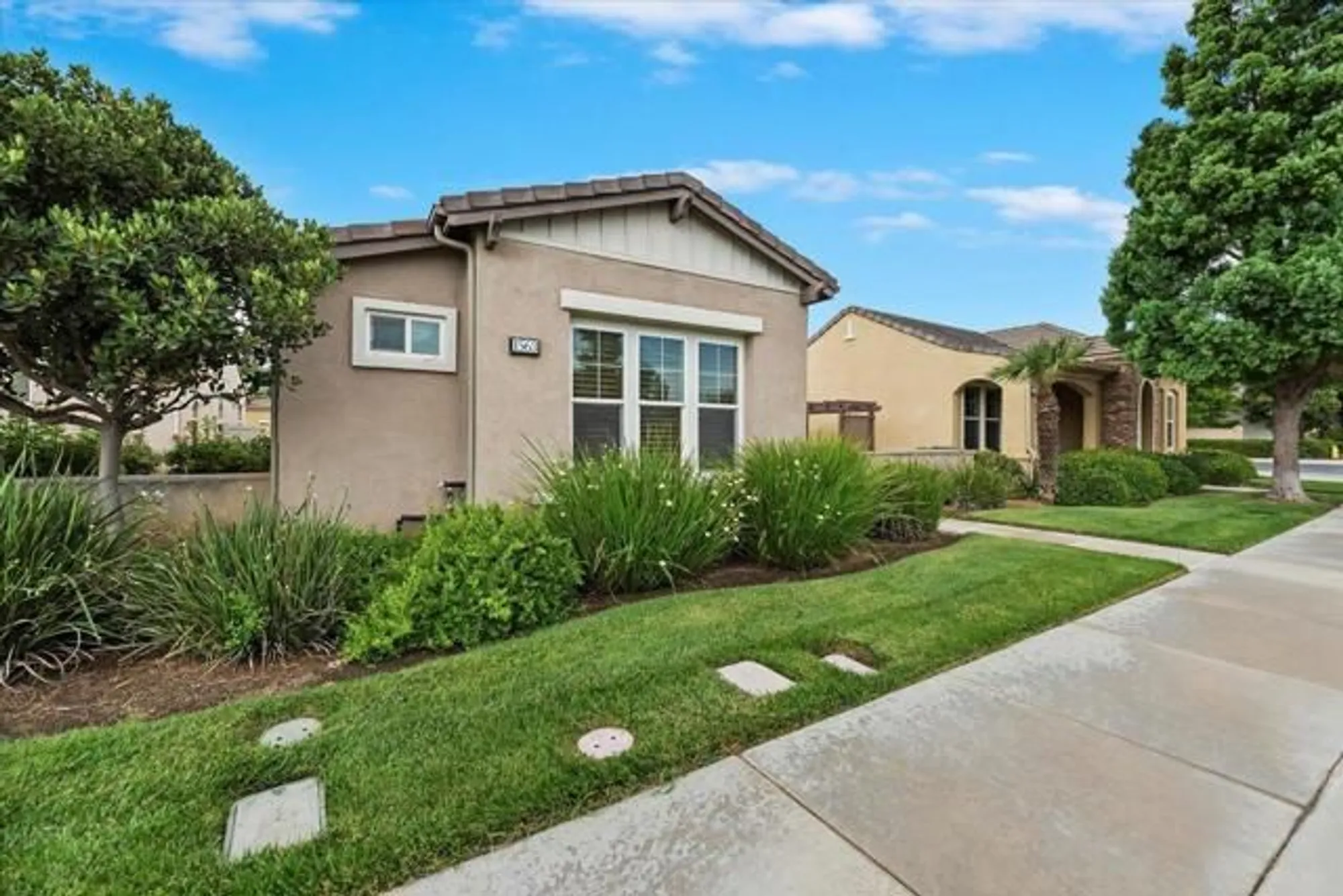 Property Slideshow image 6 of 44 | 1563 quiet crk, Beaumont, CA, 92223