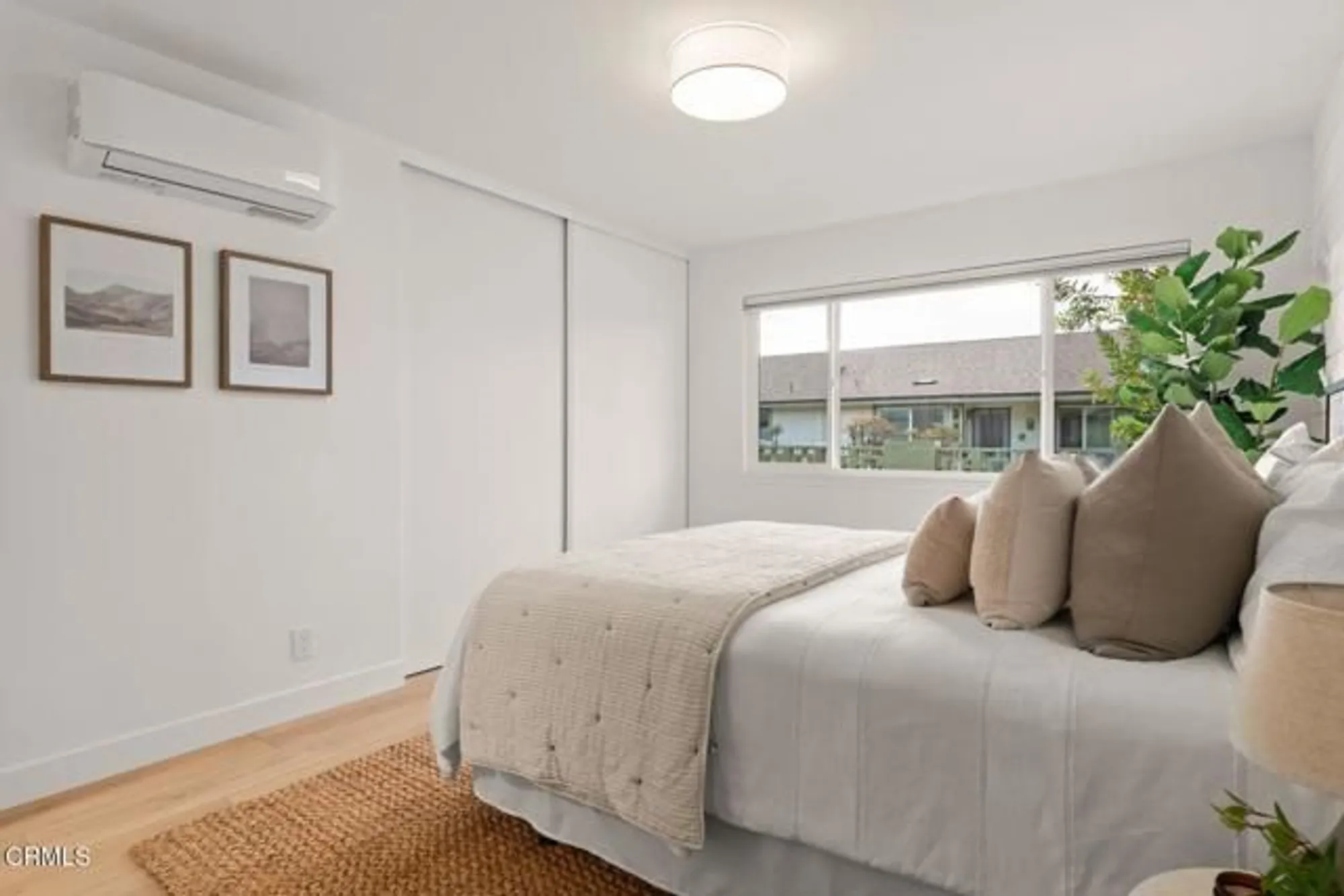 Property Slideshow image 17 of 37 | 241 e fiesta grn, Port Hueneme, CA, 93041