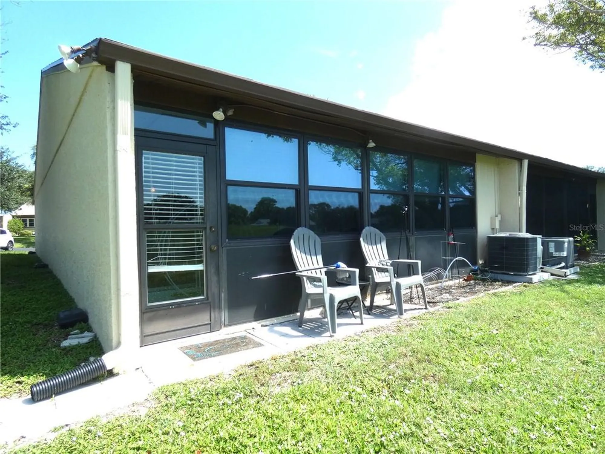 Property Slideshow image 2 of 33 | 11231 dollar lake dr apt 6, Port Richey, FL, 34668
