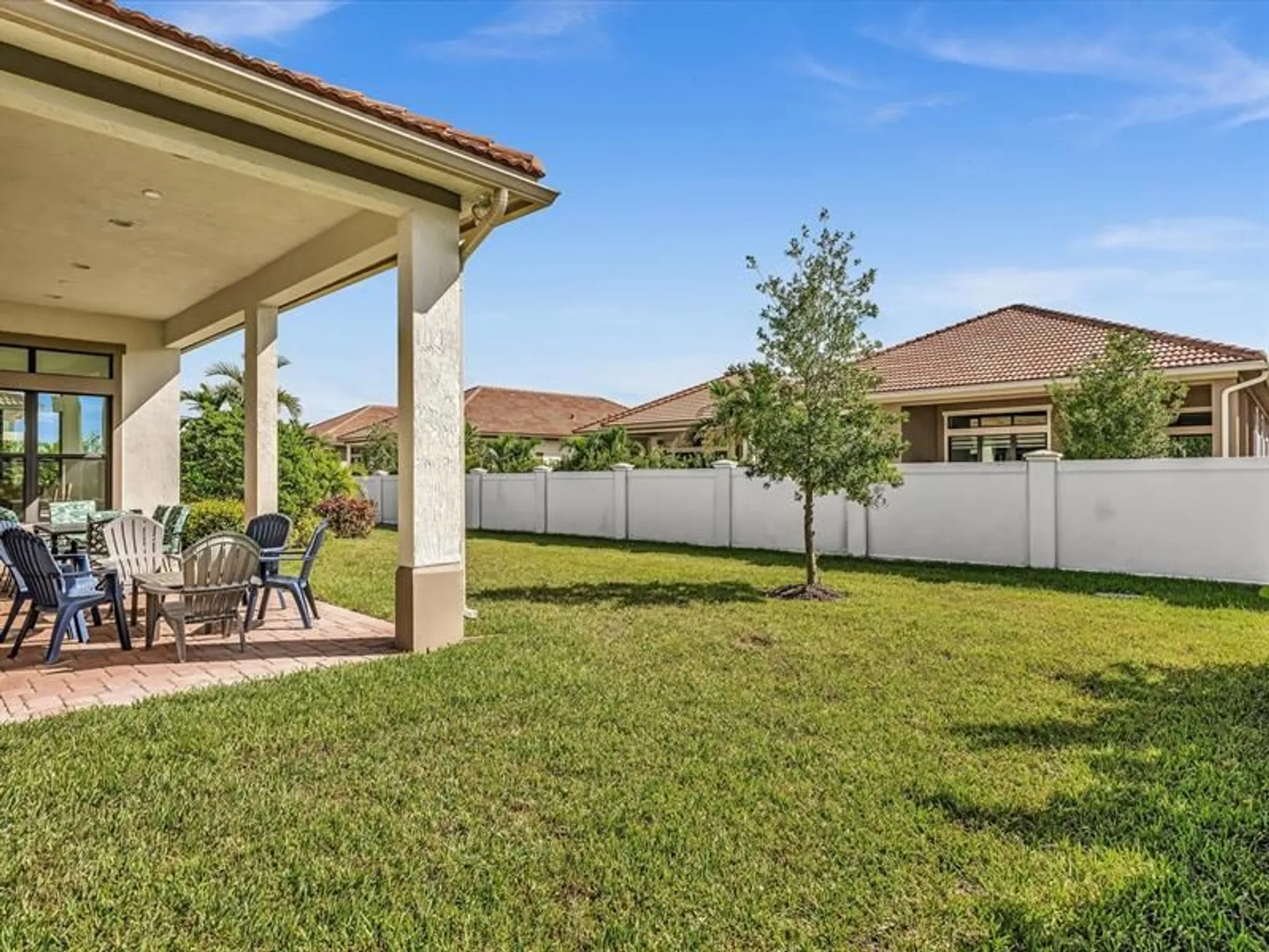 Property Slideshow image 29 of 98 | 8928 bastille cir e, Parkland, FL, 33076