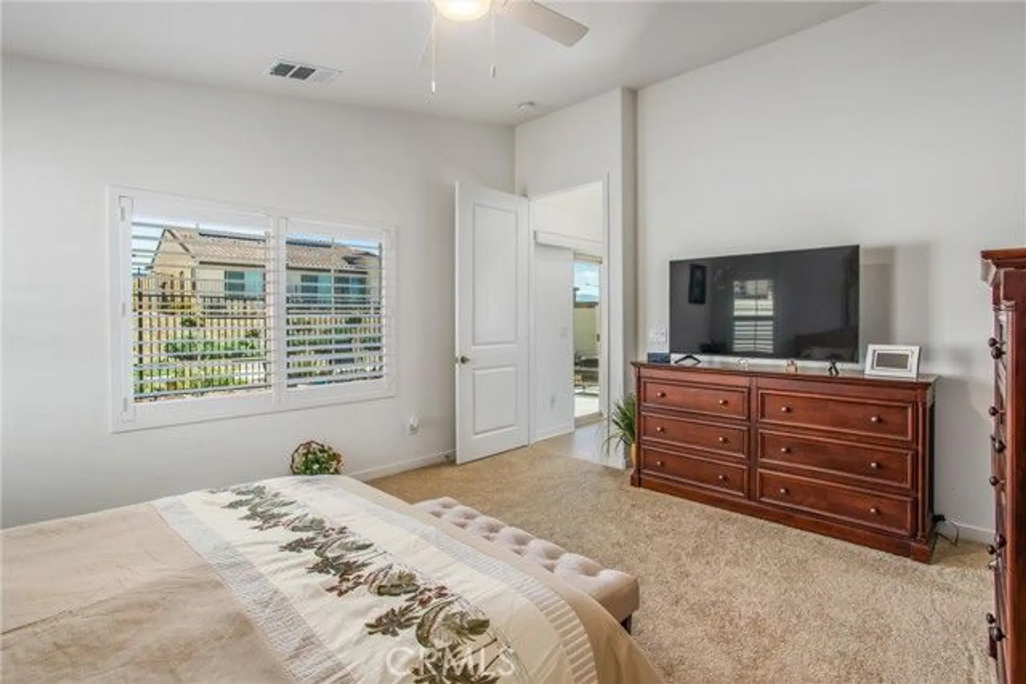 Property Slideshow image 18 of 32 | 1570 lismore ln, Beaumont, CA, 92223