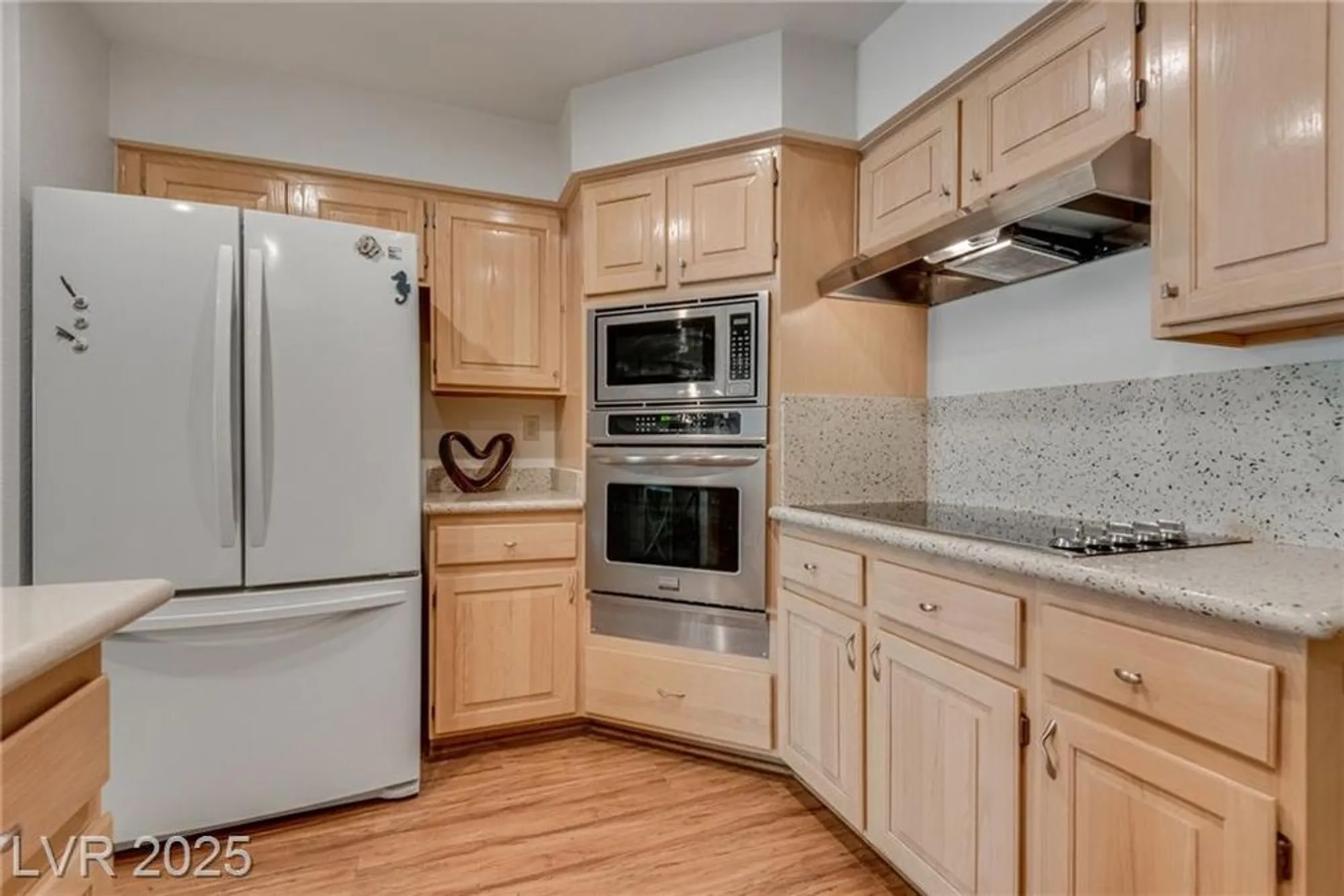 Property Slideshow image 9 of 29 | 421 wonderstone dr, Las Vegas, NV, 89107