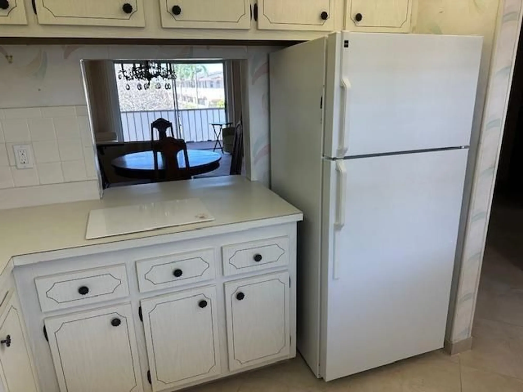 Property Slideshow image 2 of 25 | 7805 w atlantic blvd 202, Margate, FL, 33063