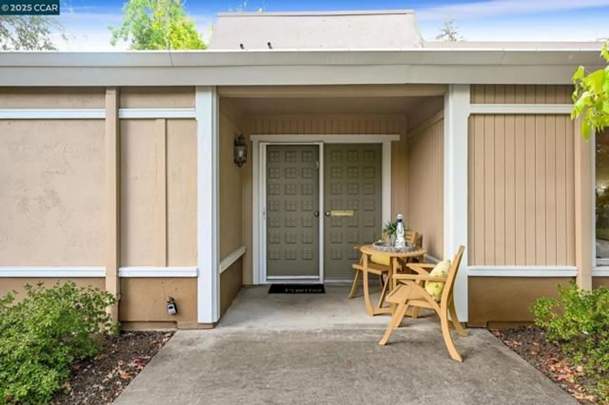 Property Slideshow image 4 of 38 | 1129 ptarmigan dr 3, Walnut Creek, CA, 94595