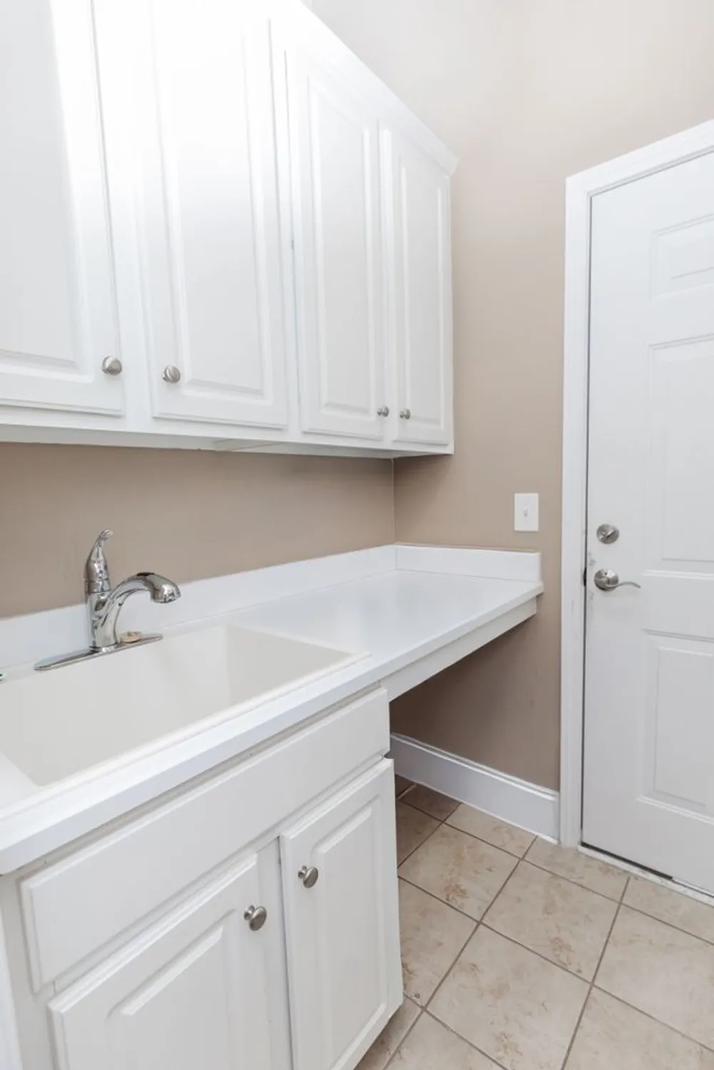 Property Slideshow image 13 of 24 | 212 antebellum ln, Mount Juliet, TN, 37122