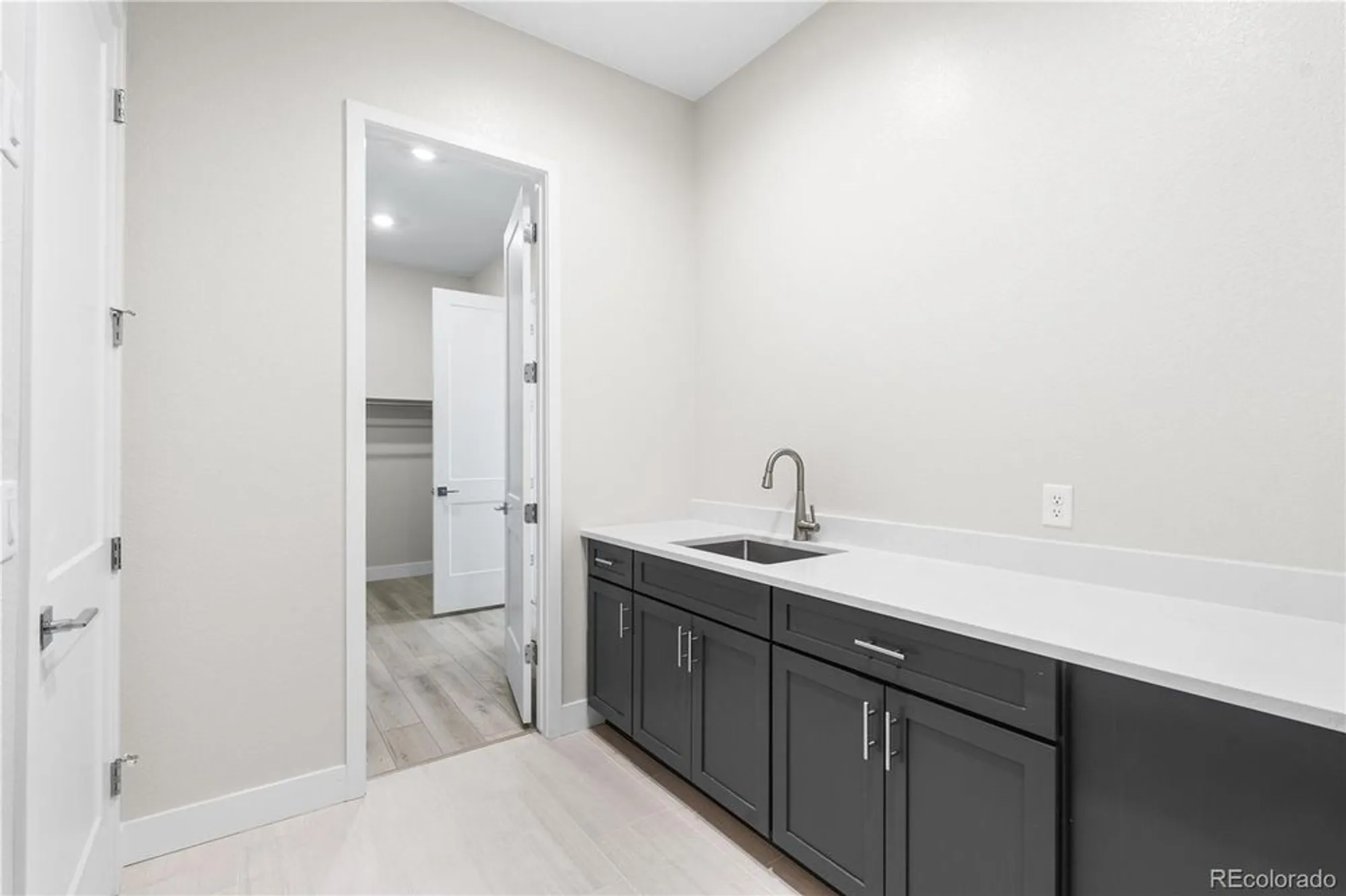 Property Slideshow image 25 of 38 | 11472 autumn moon st, Littleton, CO, 80125