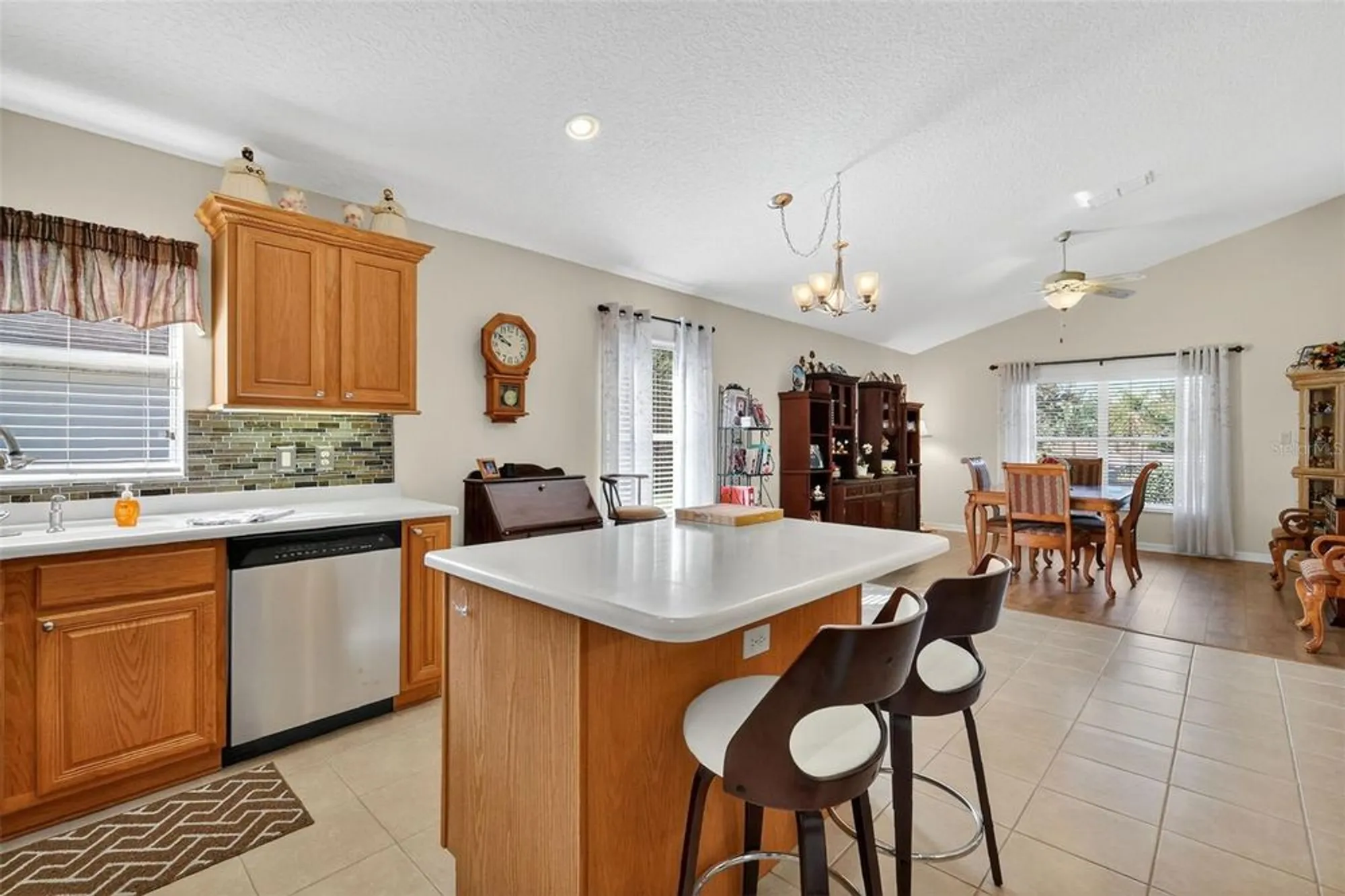 Property Slideshow image 23 of 90 | 24547 bocage way, Leesburg, FL, 34748