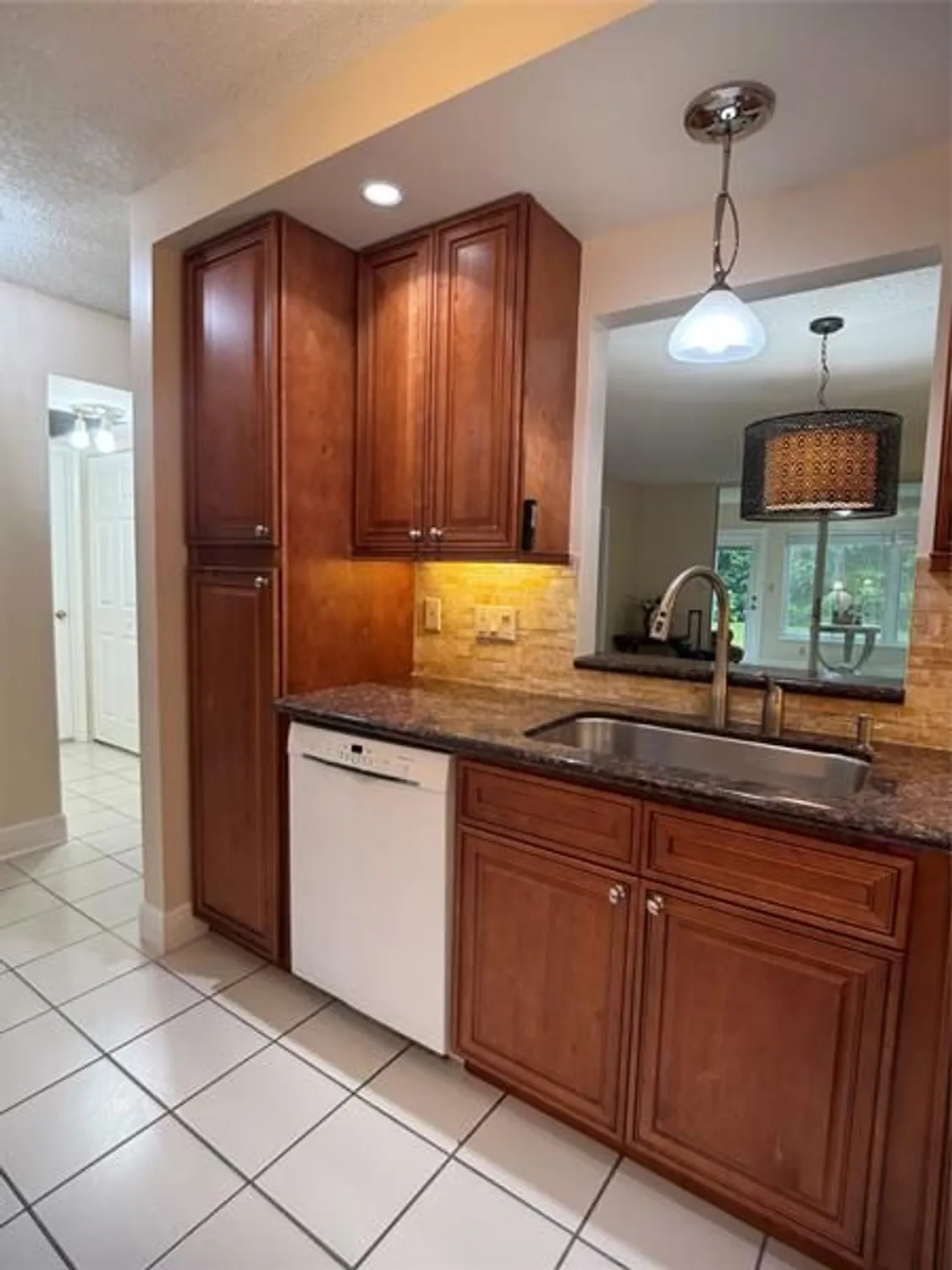 Property Slideshow image 13 of 36 | 9245 flynn cir apt 8, Boca Raton, FL, 33496