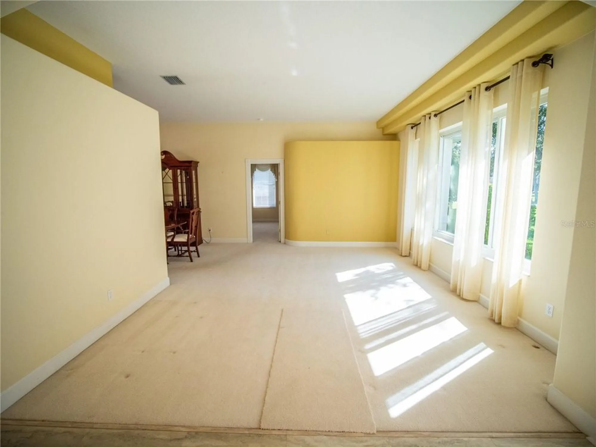 Property Slideshow image 12 of 53 | 24 gale ln, Ormond Beach, FL, 32174