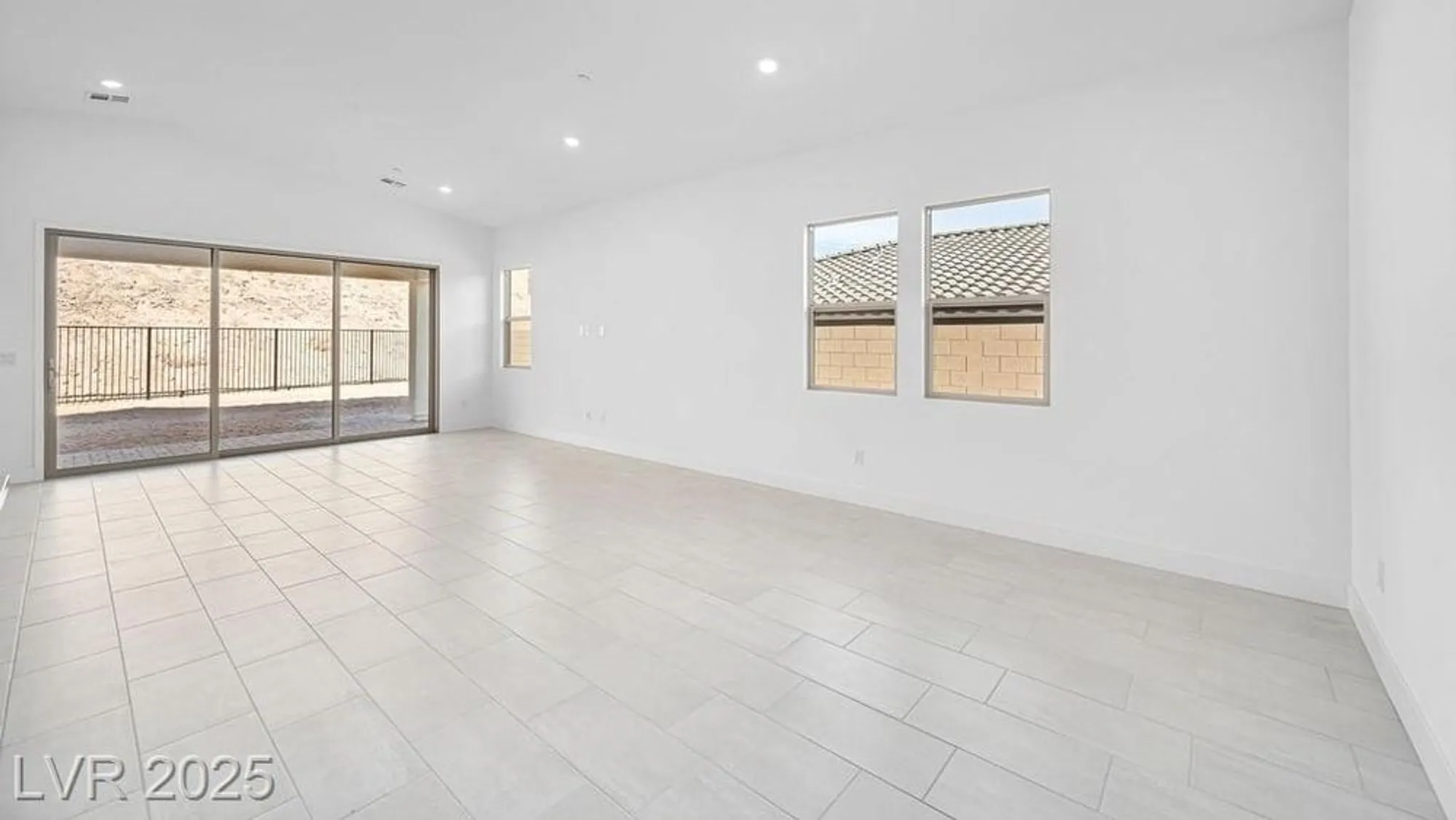 Property Slideshow image 4 of 43 | 226 piazzetta dr, Henderson, NV, 89011