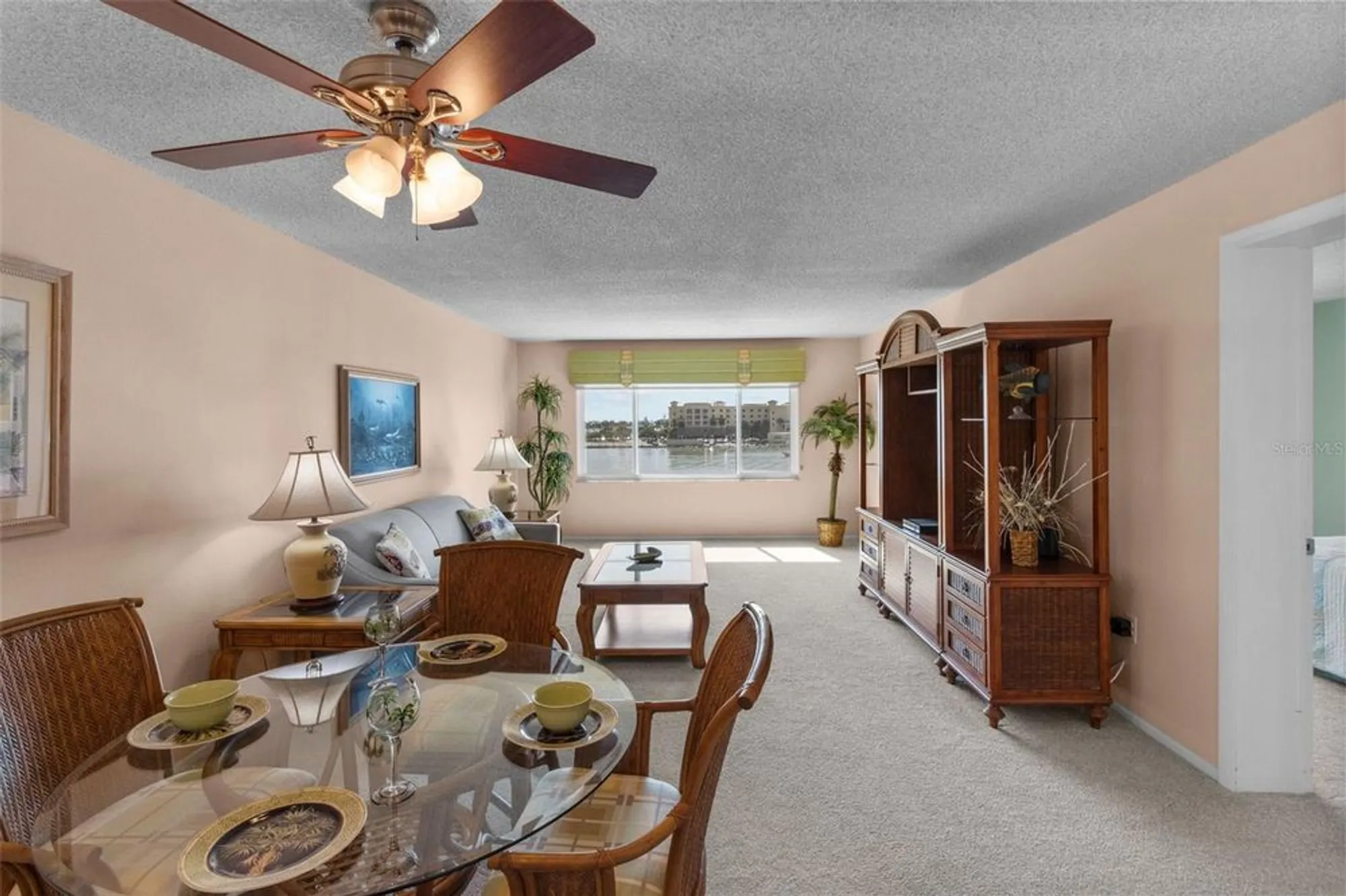 Property Slideshow image 8 of 40 | 4775 cove cir apt 407, Saint Petersburg, FL, 33708