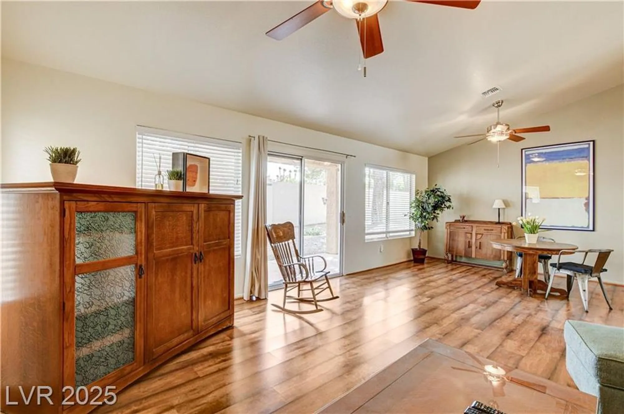 Property Slideshow image 10 of 21 | 9061 gemstone dr, Las Vegas, NV, 89134