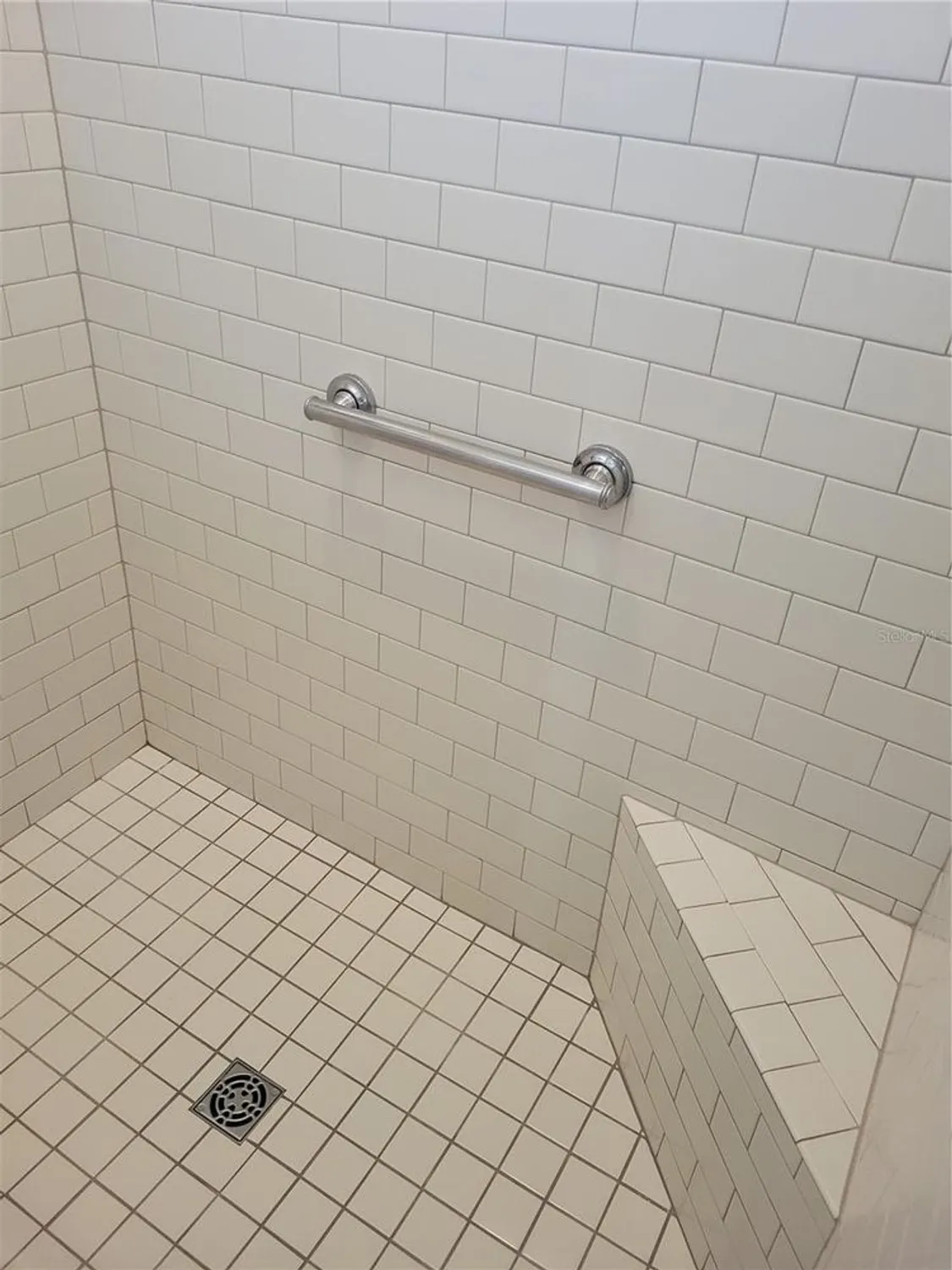 Property Slideshow image 31 of 55 | 27343 roanoke dr, Leesburg, FL, 34748