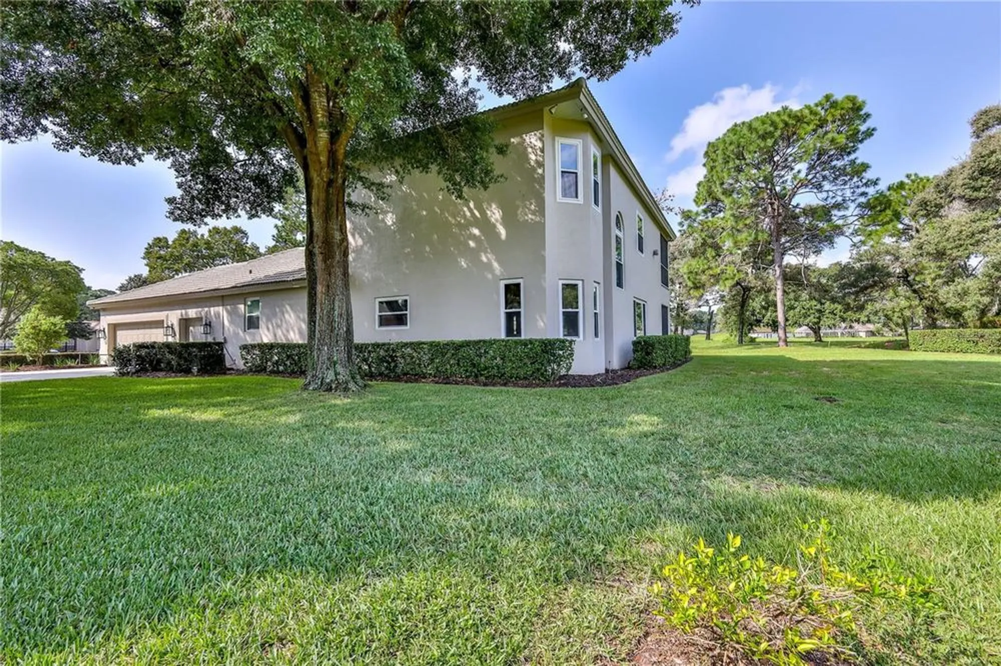 Property Slideshow image 59 of 72 | 5295 legend hills ln, Brooksville, FL, 34609