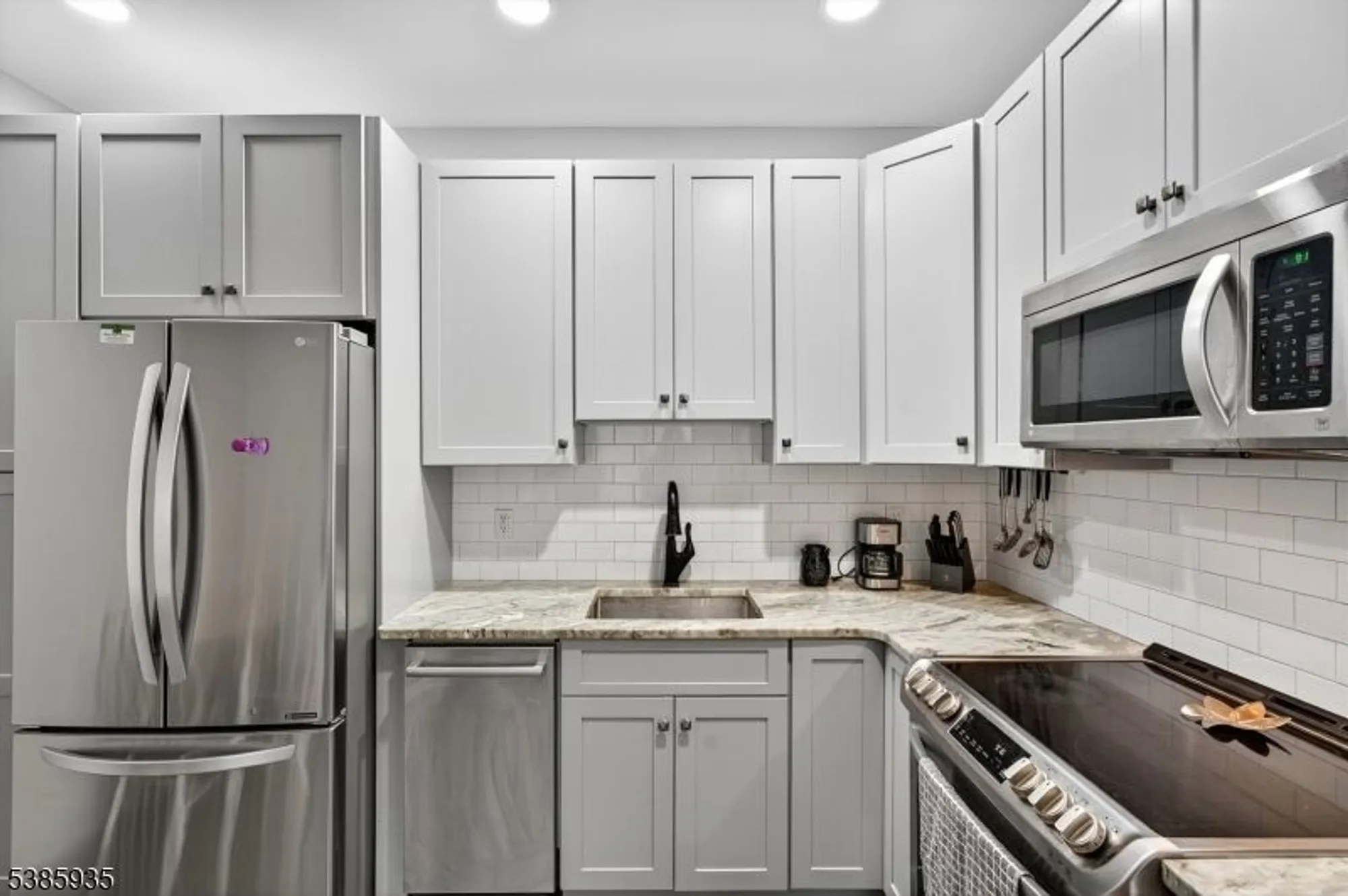 Property Slideshow image 9 of 23 | 7308 richmond rd # 308, West Milford, NJ, 07480