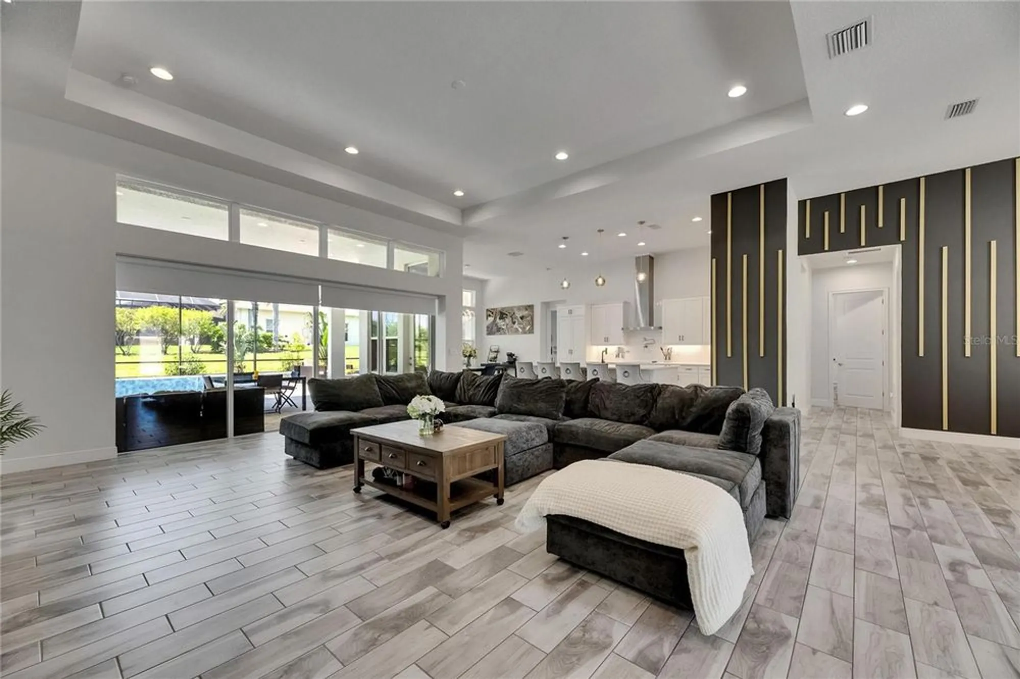 Property Slideshow image 15 of 92 | 13539 carryback dr, Dade City, FL, 33525