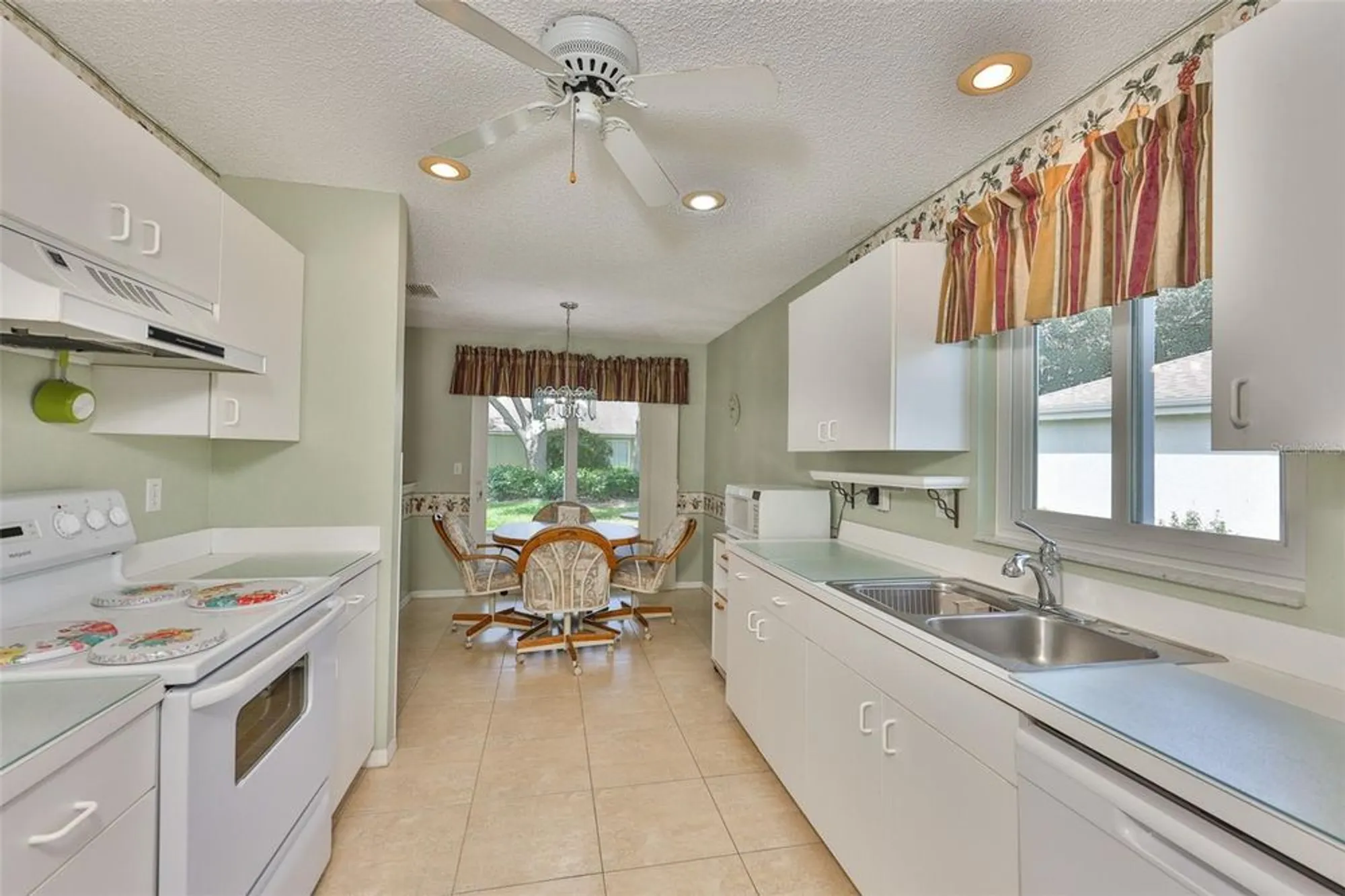Property Slideshow image 24 of 64 | 751 mccallister ave, Sun City Center, FL, 33573