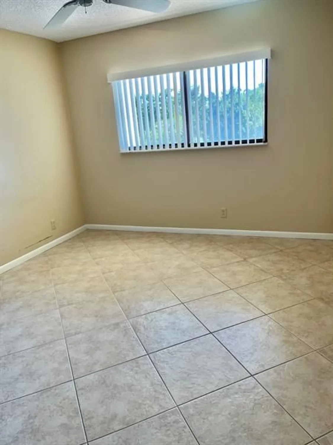 Property Slideshow image 27 of 71 | 7351 kinghurst dr 302, Delray Beach, FL, 33446