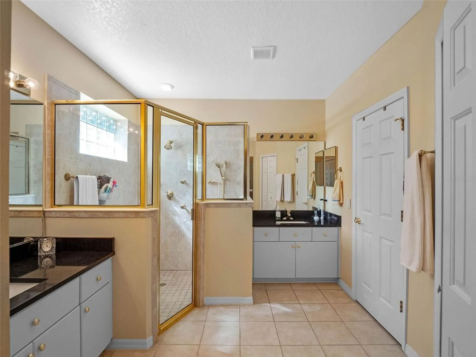 Property Slideshow image 21 of 65 | 20504 queen alexandra dr, Leesburg, FL, 34748