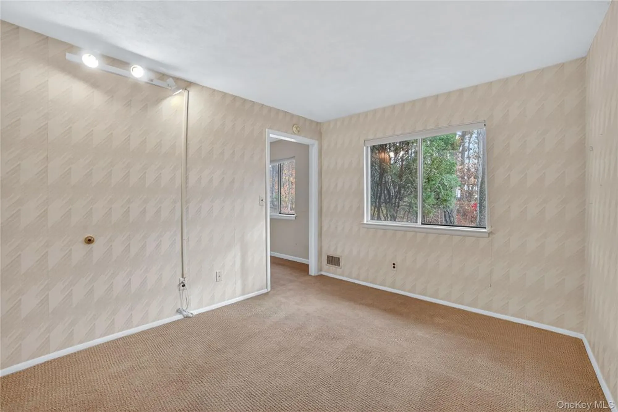 Property Slideshow image 12 of 20 | 170 long hill dr a, Yorktown Heights, NY, 10598