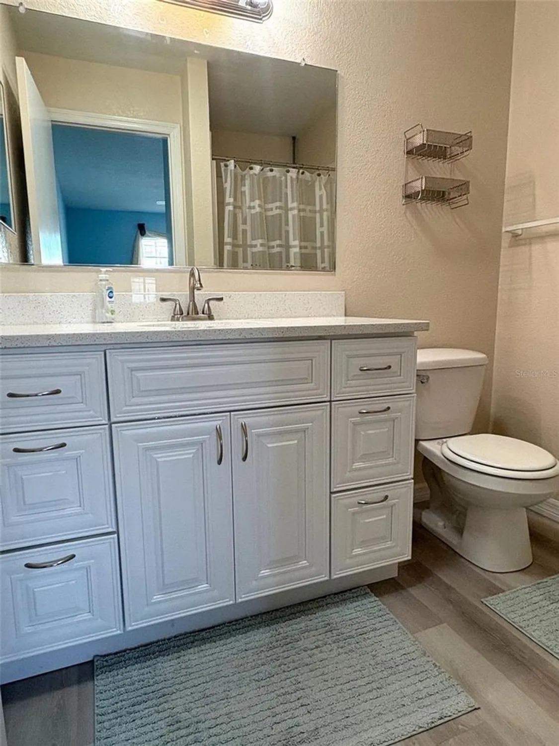 Property Slideshow image 18 of 34 | 1901 canterbury ln 10, Sun City Center, FL, 33573