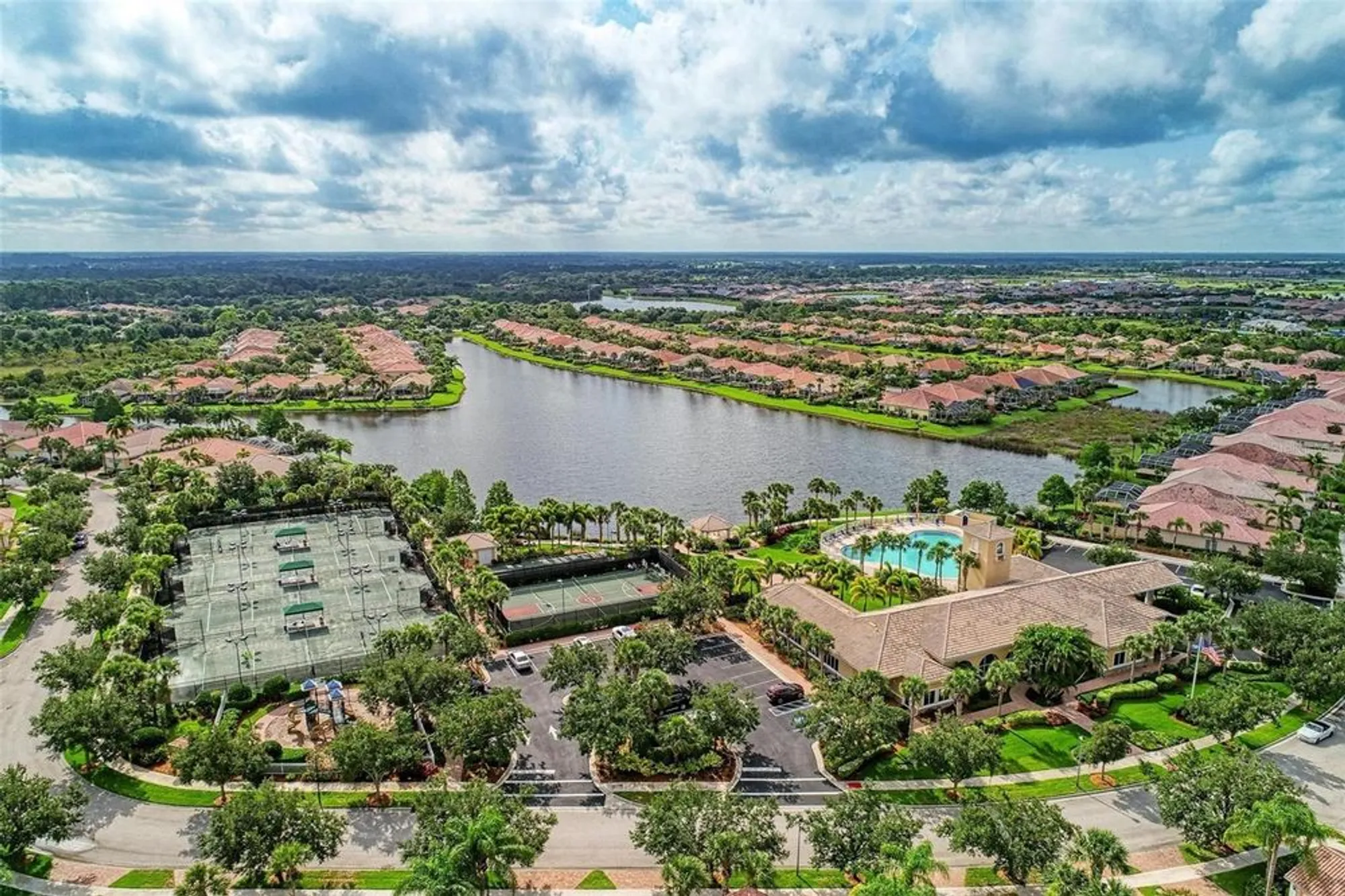 Property Slideshow image 60 of 65 | 5827 benevento dr, Sarasota, FL, 34238