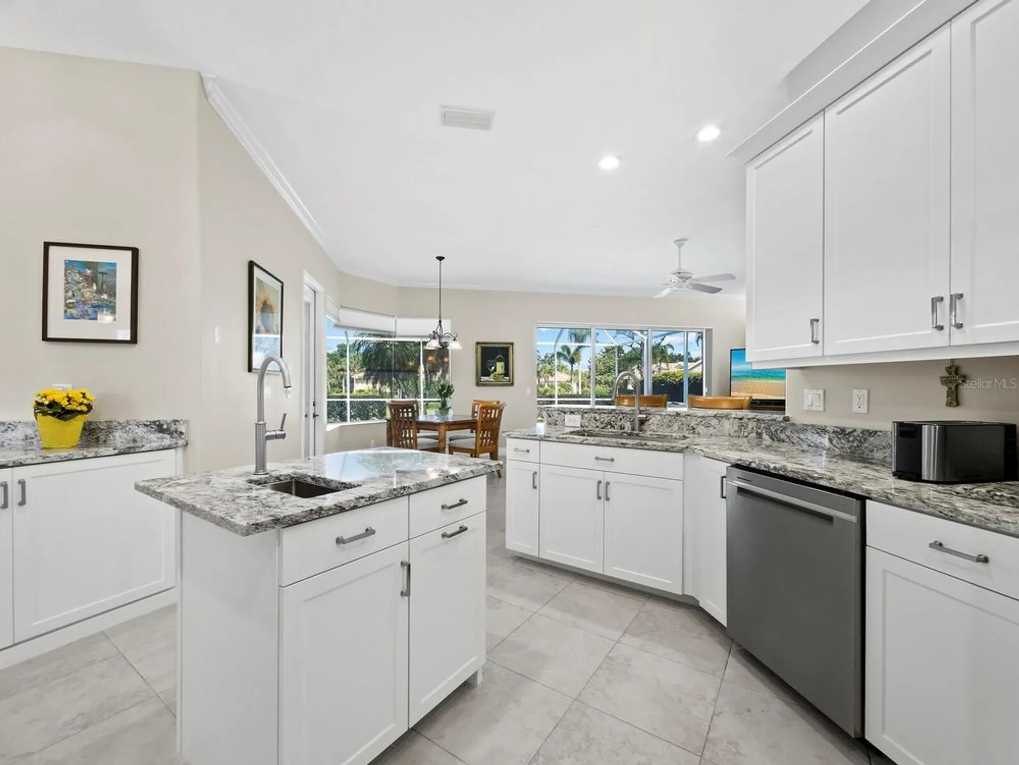 Property Slideshow image 14 of 60 | 6643 butlers crest dr, Bradenton, FL, 34203