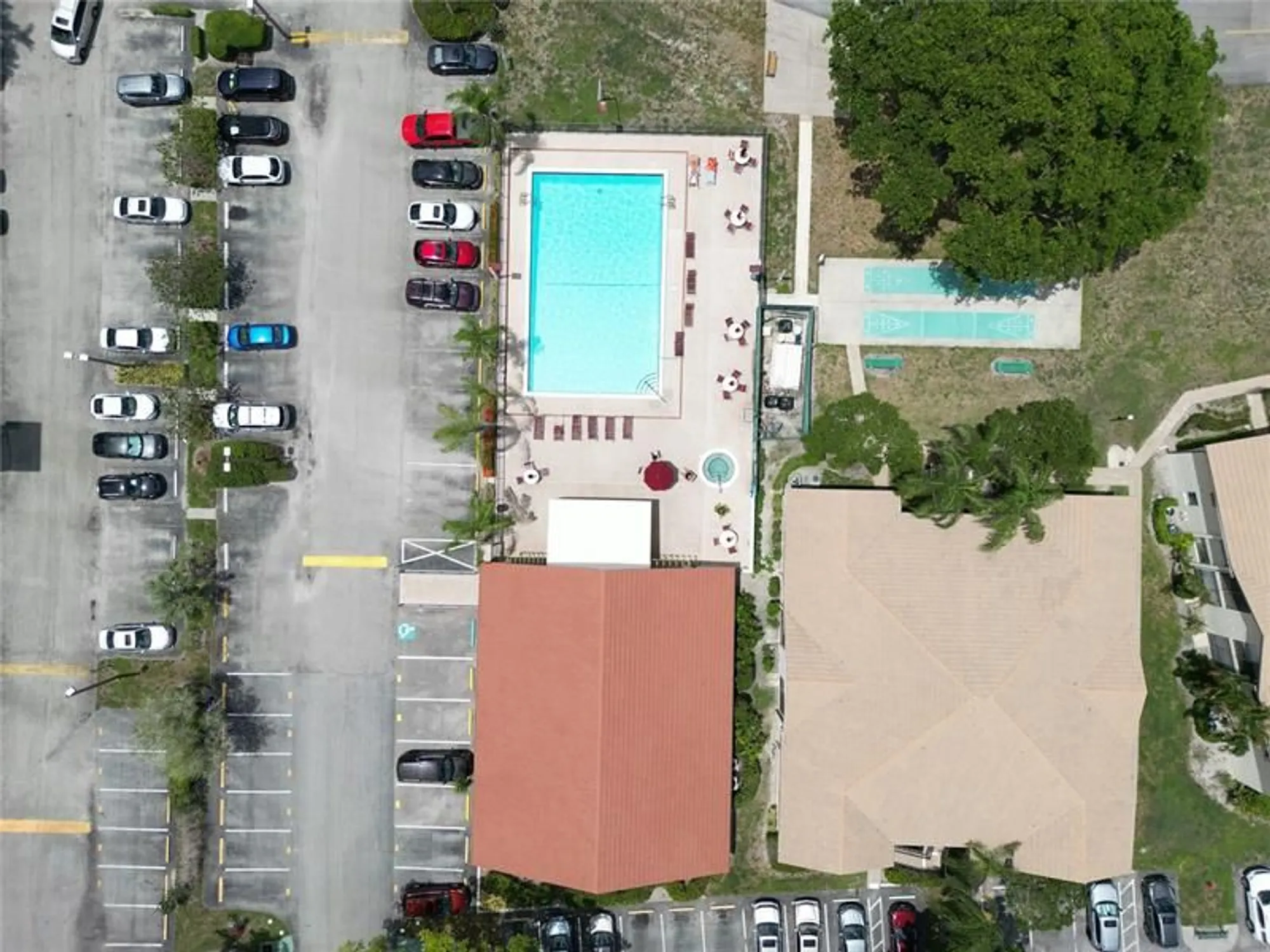 Property Slideshow image 14 of 50 | 7673 tahiti ln apt 105, Lake Worth, FL, 33467