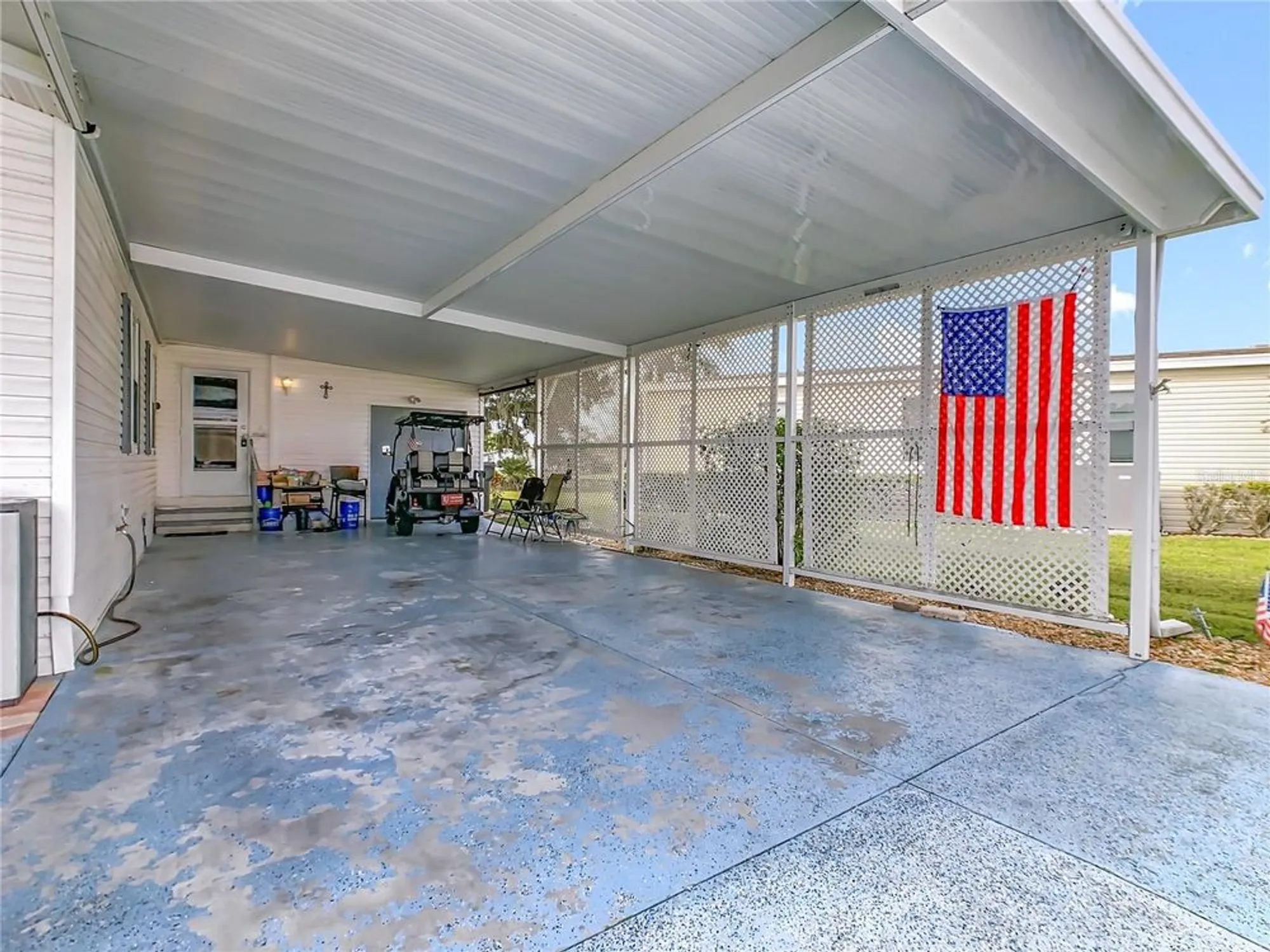 Property Slideshow image 38 of 66 | 2165 cypress cross dr, Lakeland, FL, 33810