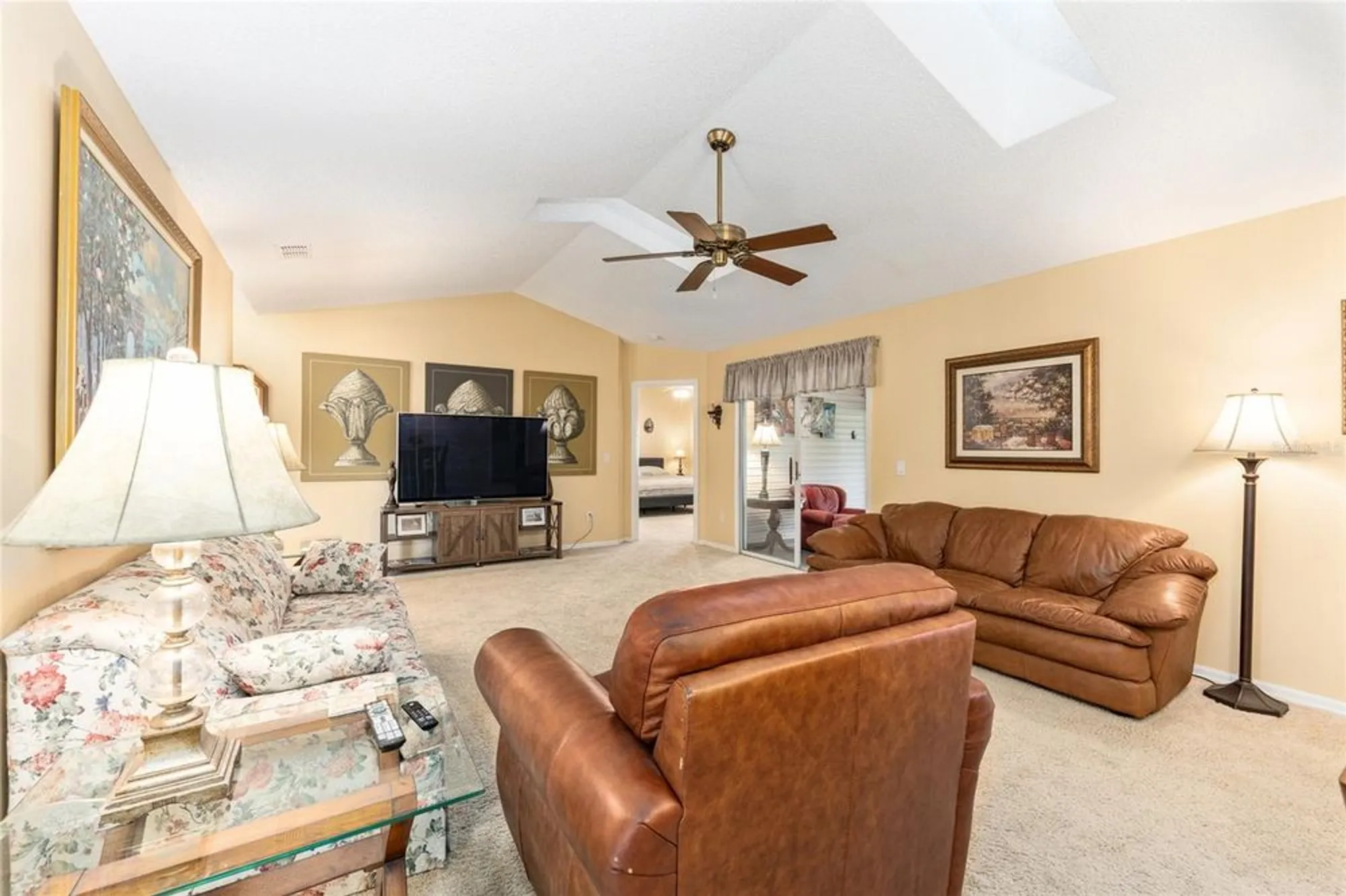 Property Slideshow image 12 of 43 | 8554 sw 63rd ct, Ocala, FL, 34476