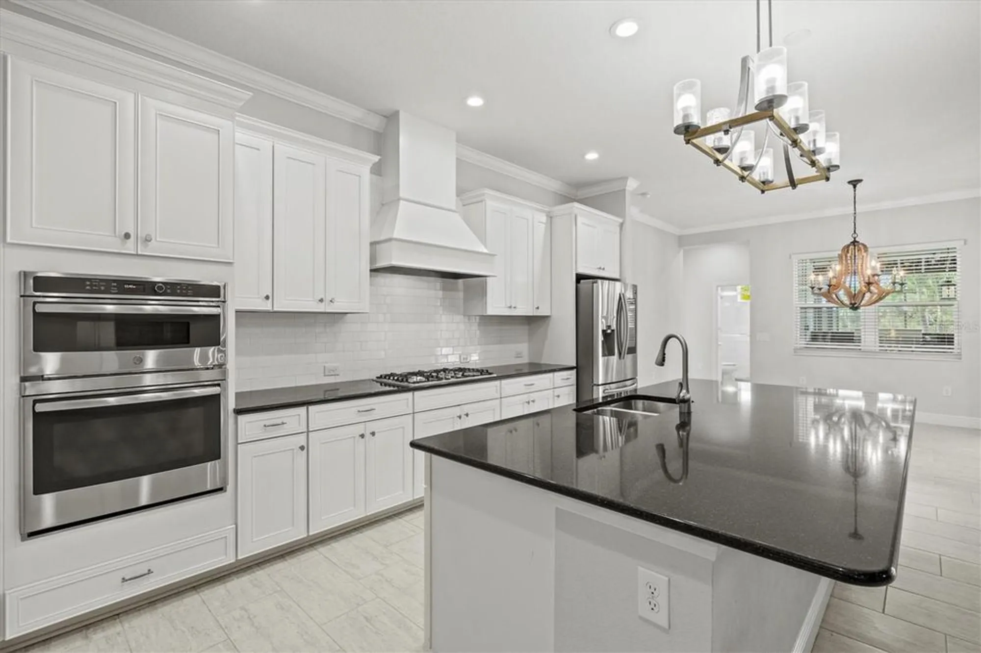 Property Slideshow image 11 of 85 | 12301 auburndale ct, Venice, FL, 34293