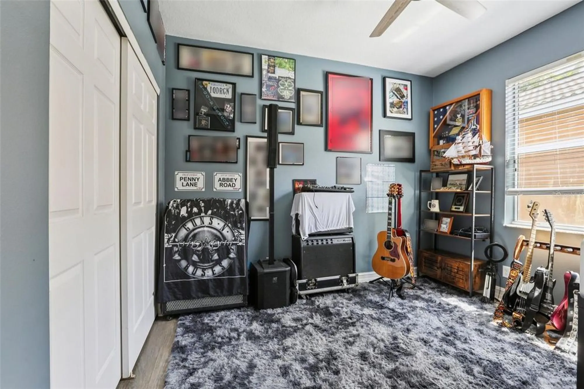 Property Slideshow image 23 of 73 | 15820 aurora lake cir, Wimauma, FL, 33598