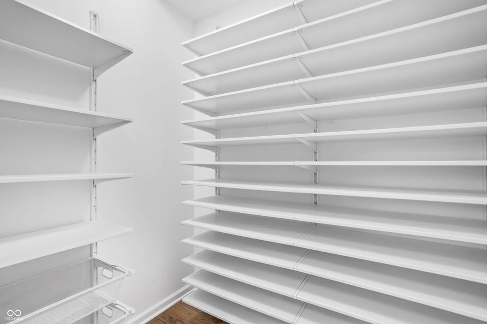 Property Slideshow image 8 of 44 | 8963 faulkner dr, Indianapolis, IN, 46239