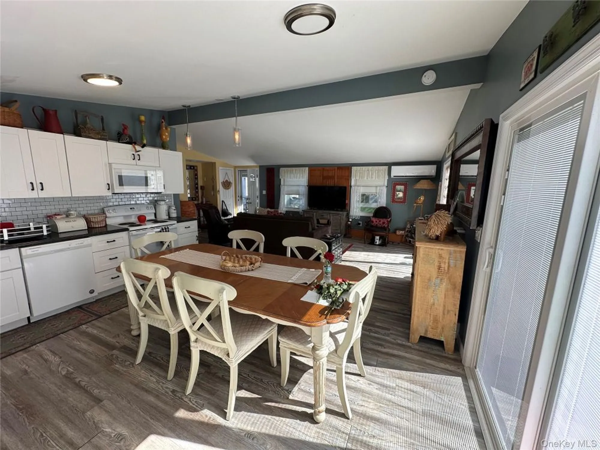 Property Slideshow image 3 of 13 | 53 village cir, Brookhaven, NY, 11949