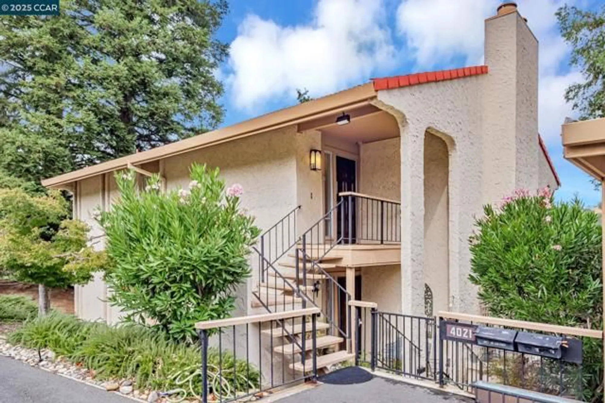 Property Slideshow image 2 of 35 | 4021 terra granada dr apt 1b, Walnut Creek, CA, 94595