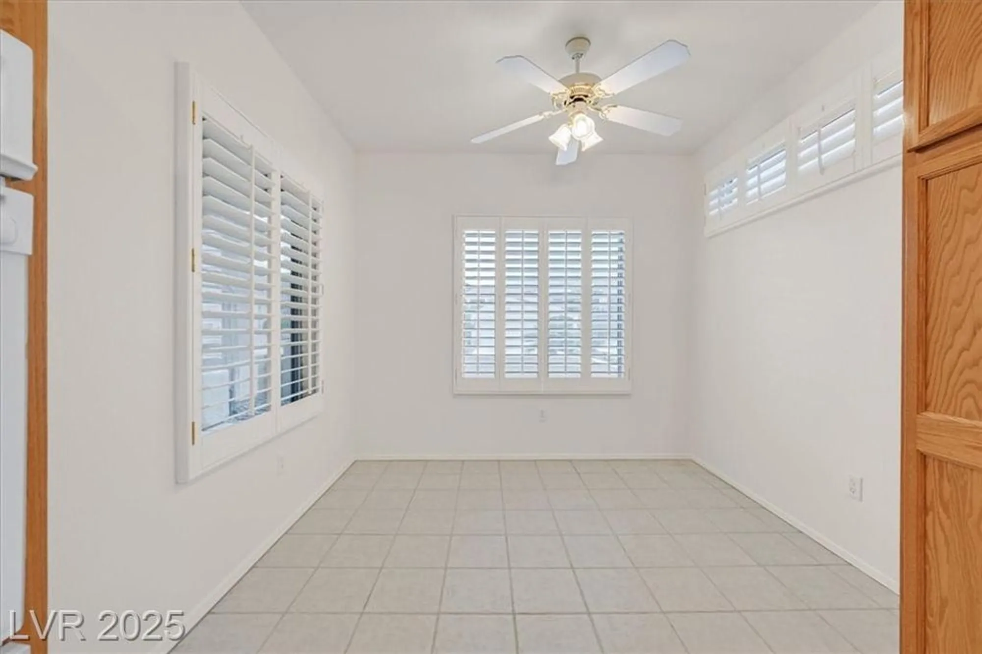 Property Slideshow image 17 of 53 | 580 cypress gardens pl, Henderson, NV, 89012