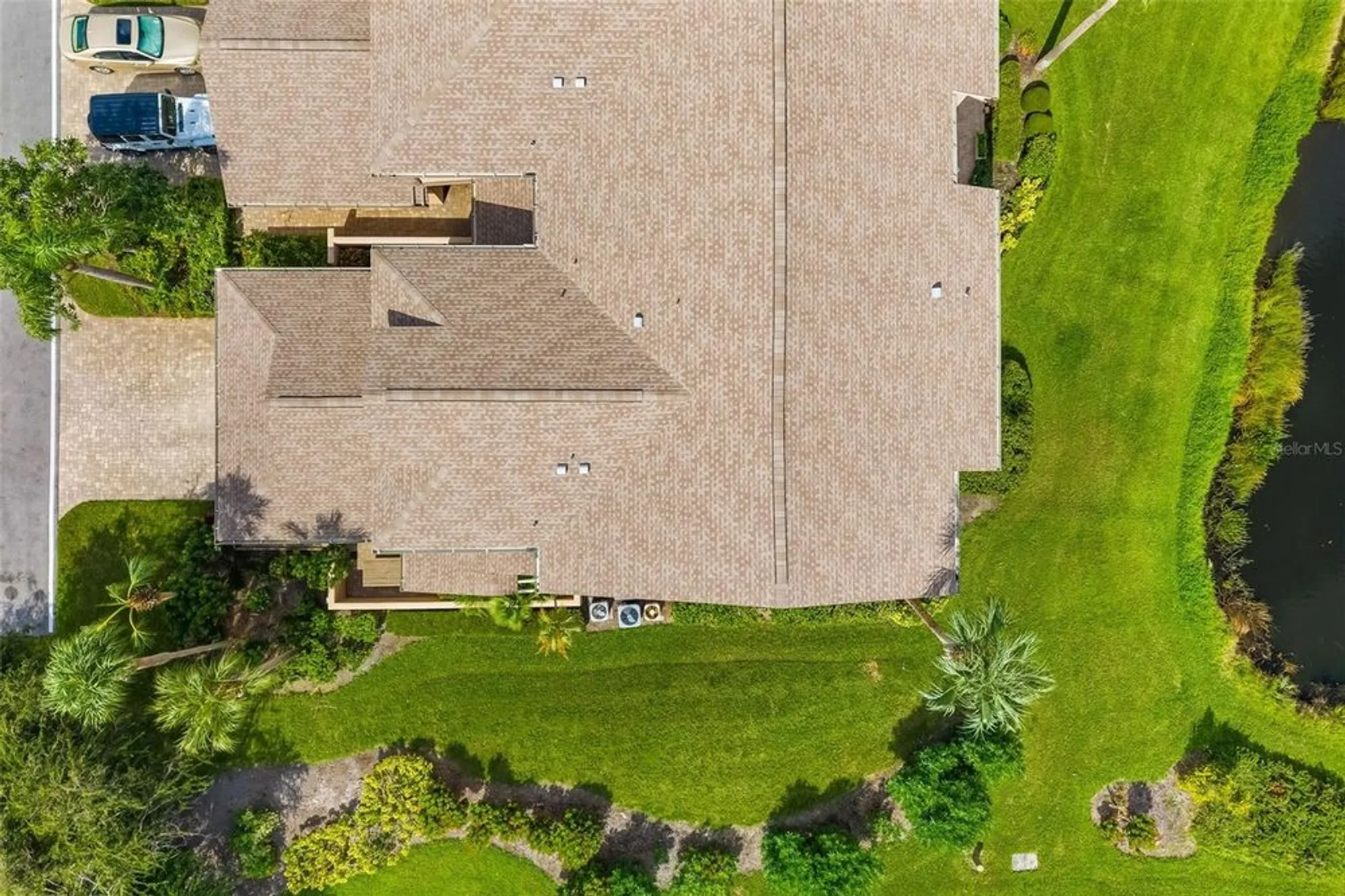 Property Slideshow image 10 of 58 | 5287 heron way 205, Sarasota, FL, 34231