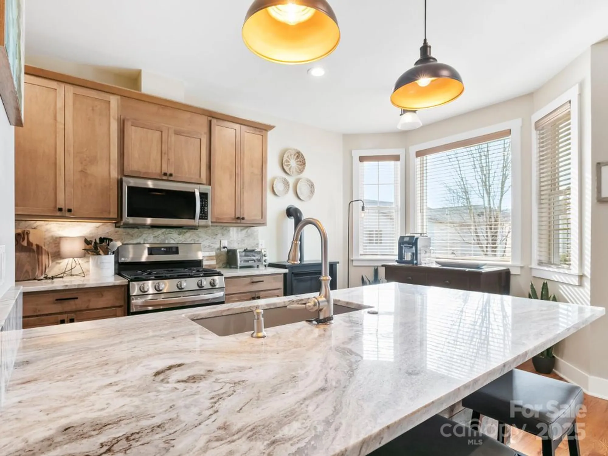 Property Slideshow image 7 of 34 | 371 beechnut dr, Hendersonville, NC, 28739