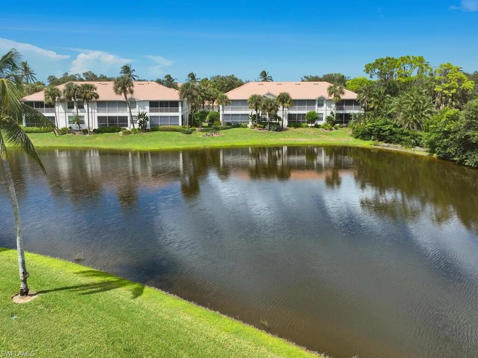 Property Slideshow image 14 of 19 | 4430 riverwatch dr 202, Bonita Springs, FL, 34134
