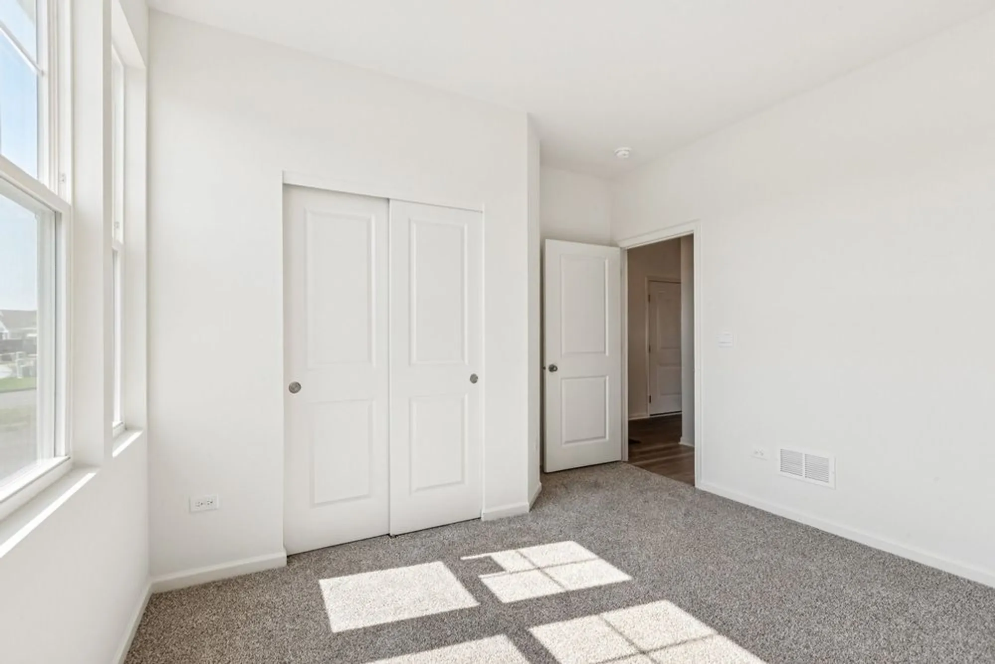 Property Slideshow image 7 of 39 | 2631 harnish dr, Algonquin, IL, 60102