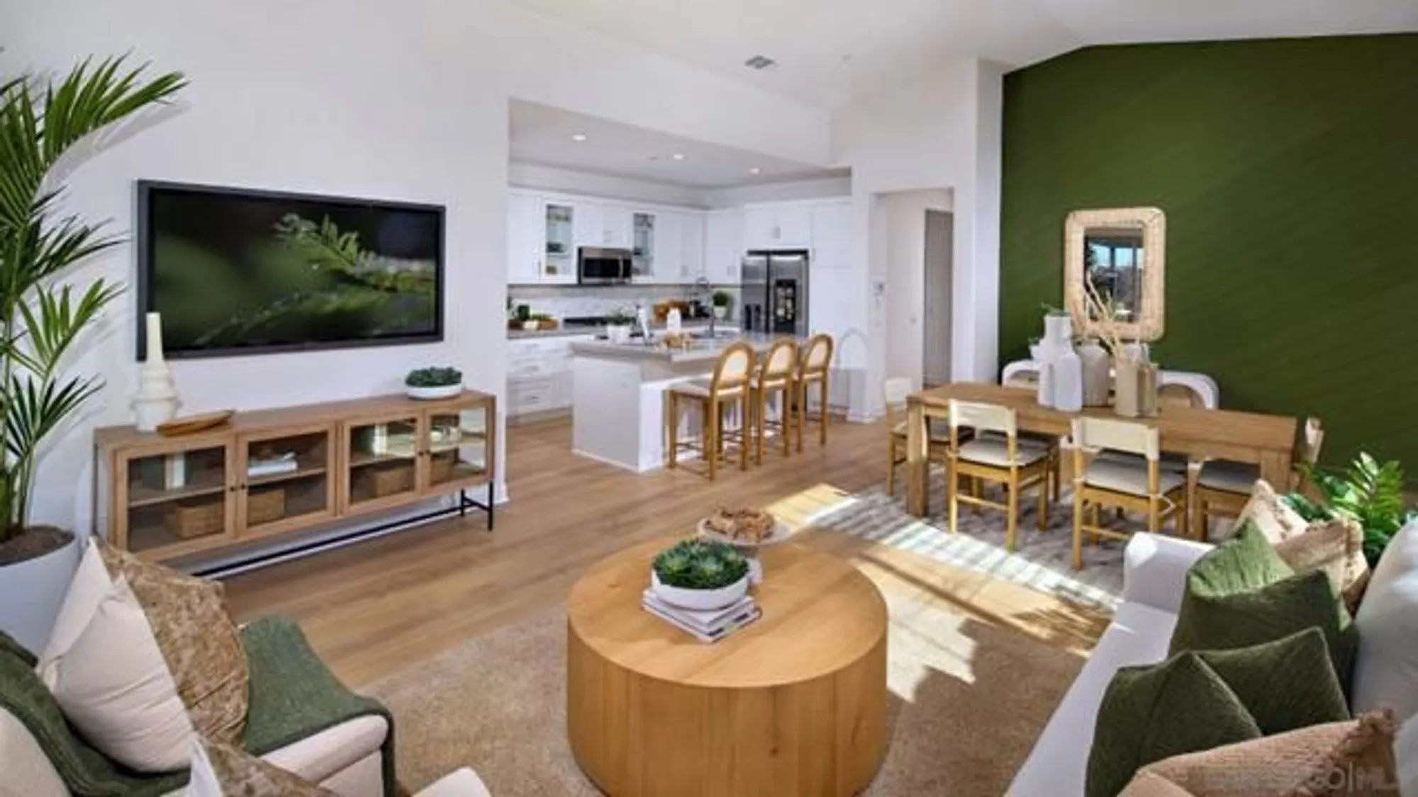 Property Slideshow image 11 of 19 | 12555 taylor way, San Diego, CA, 92129