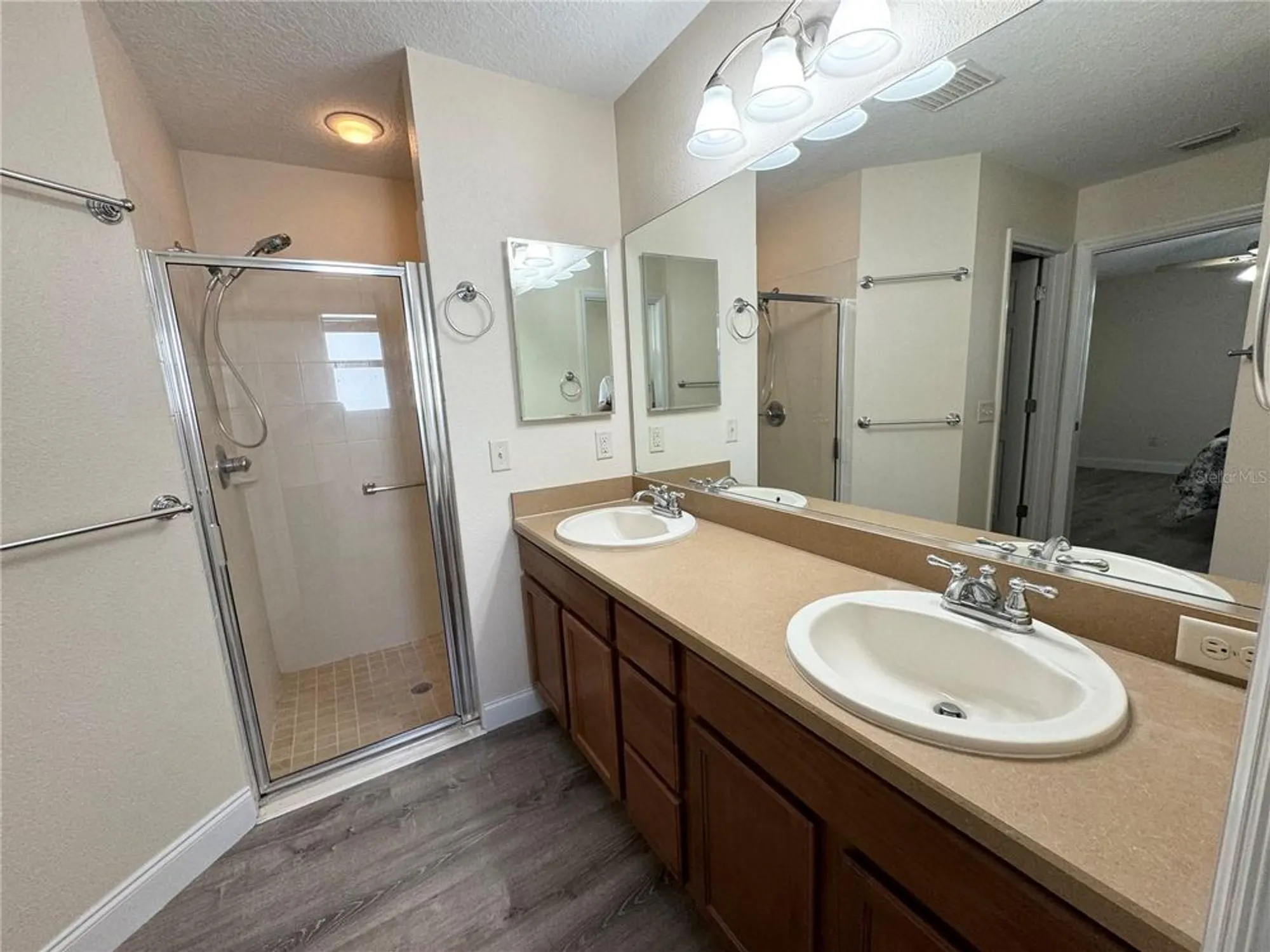 Property Slideshow image 20 of 35 | 12046 ne 51st cir, Oxford, FL, 34484