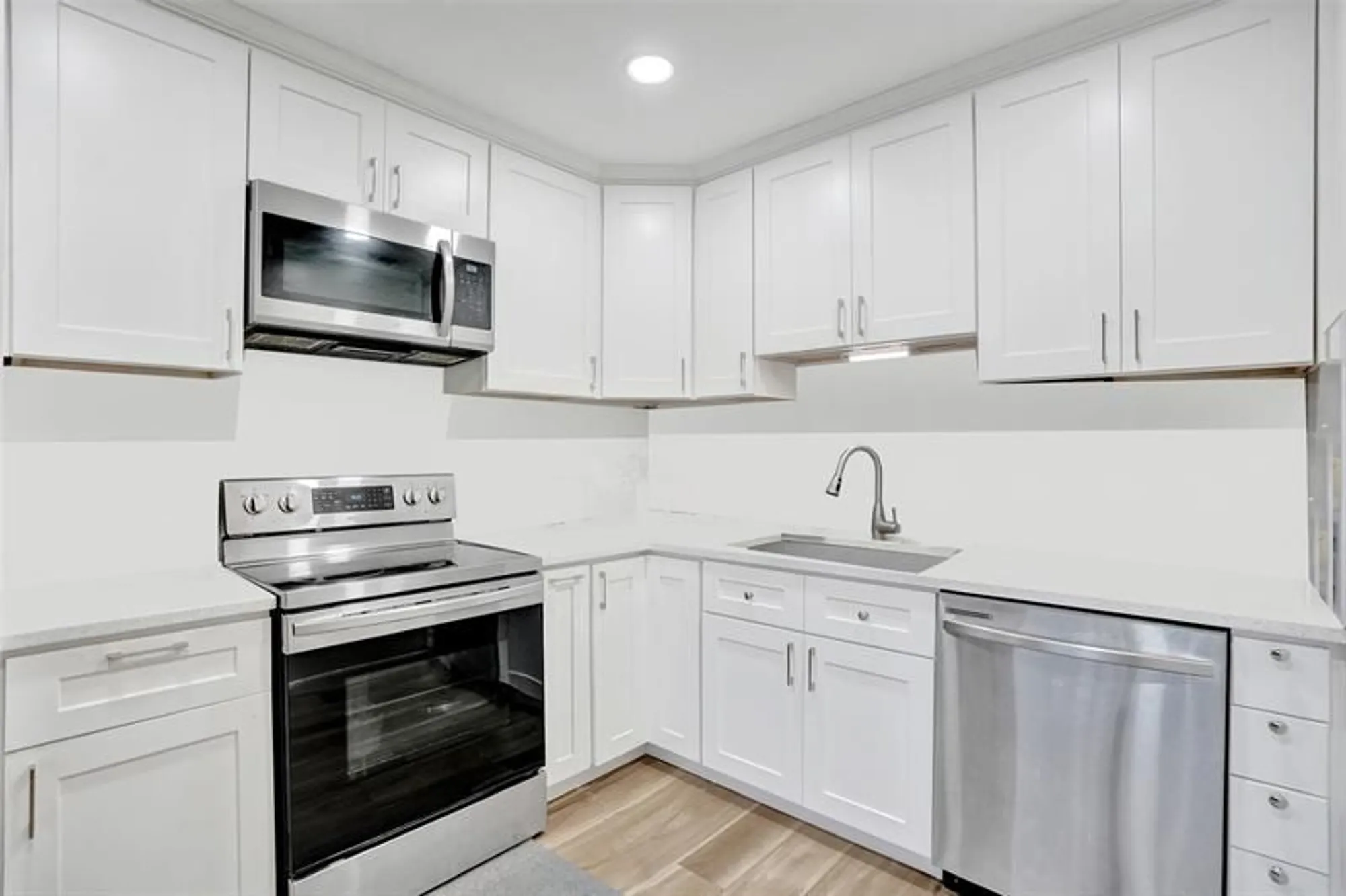 Property Slideshow image 6 of 73 | 1752 sw 19th ave, Deerfield Beach, FL, 33442