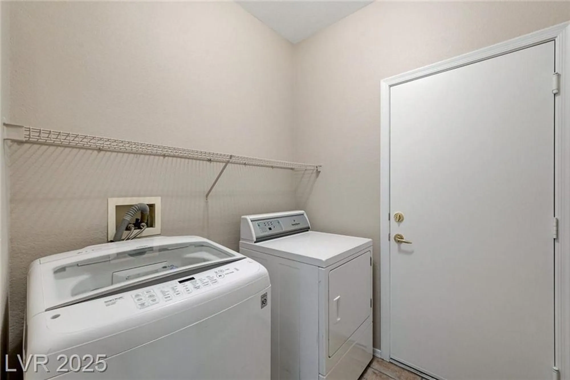 Property Slideshow image 17 of 93 | 2160 tiger links dr, Henderson, NV, 89012